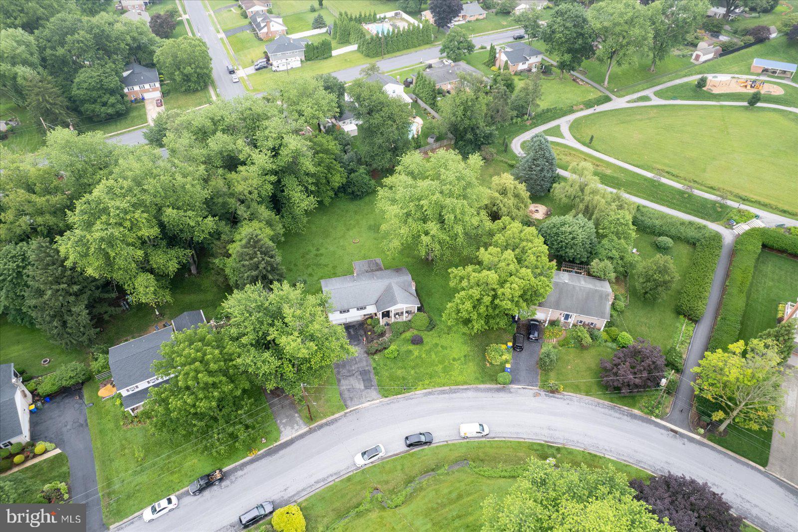 301 N LYNBROOK DRIVE N