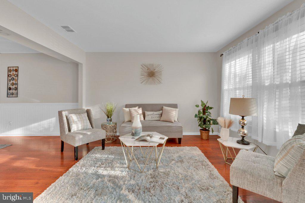 RUMSEY ISLAND - Residential