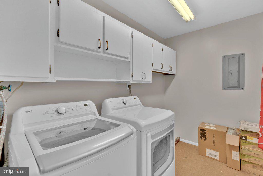 RUMSEY ISLAND - Residential