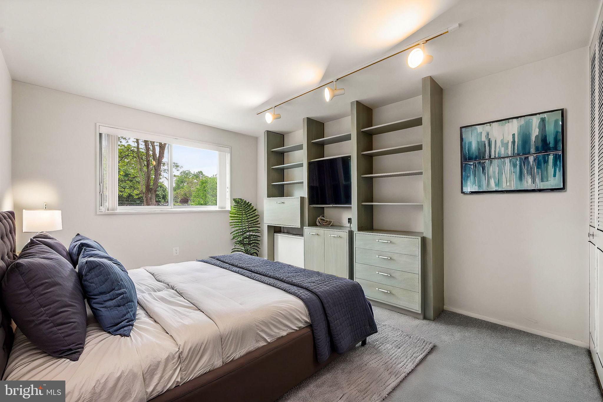 BEAVER HILL - Residential