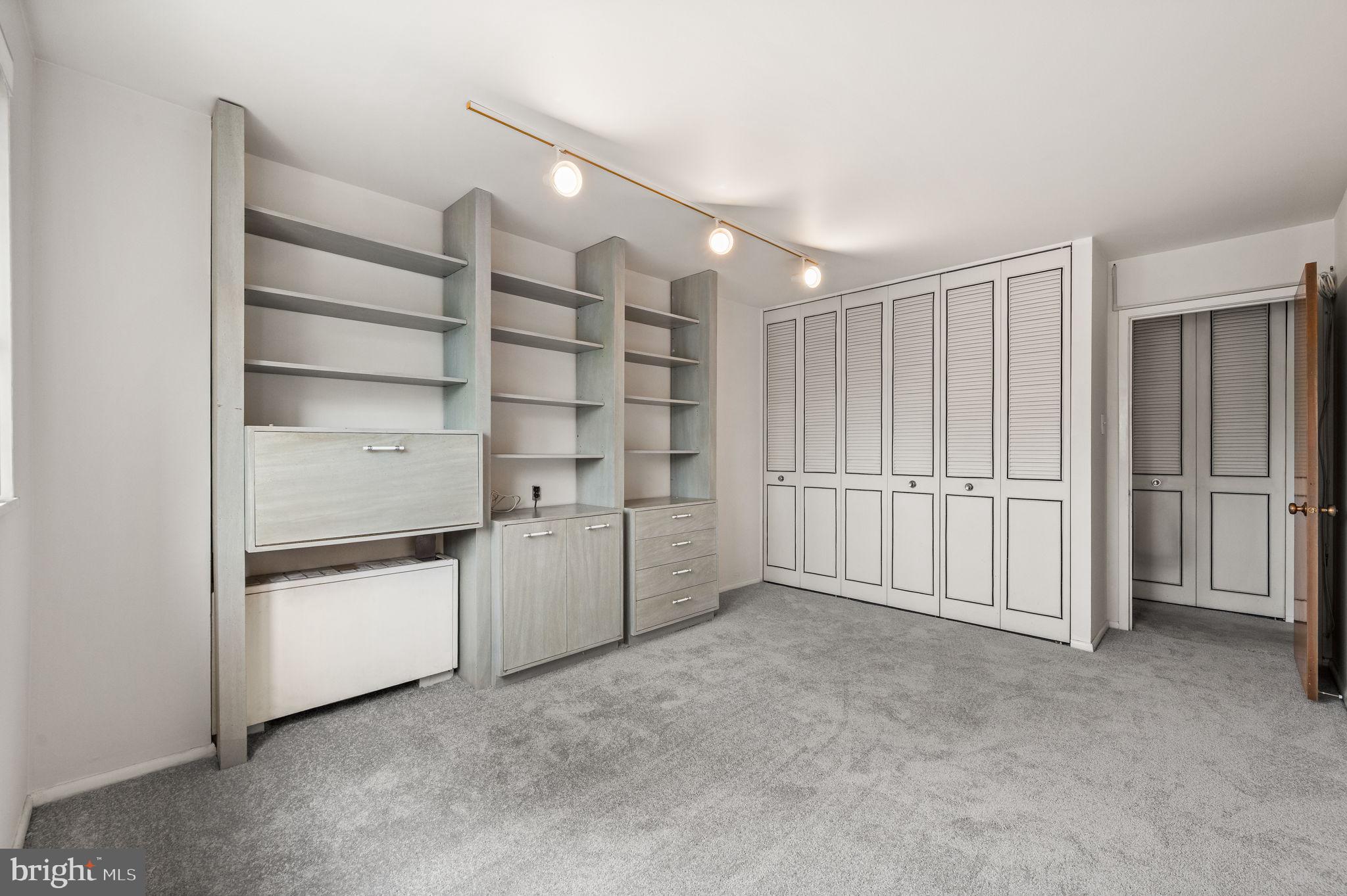 BEAVER HILL - Residential