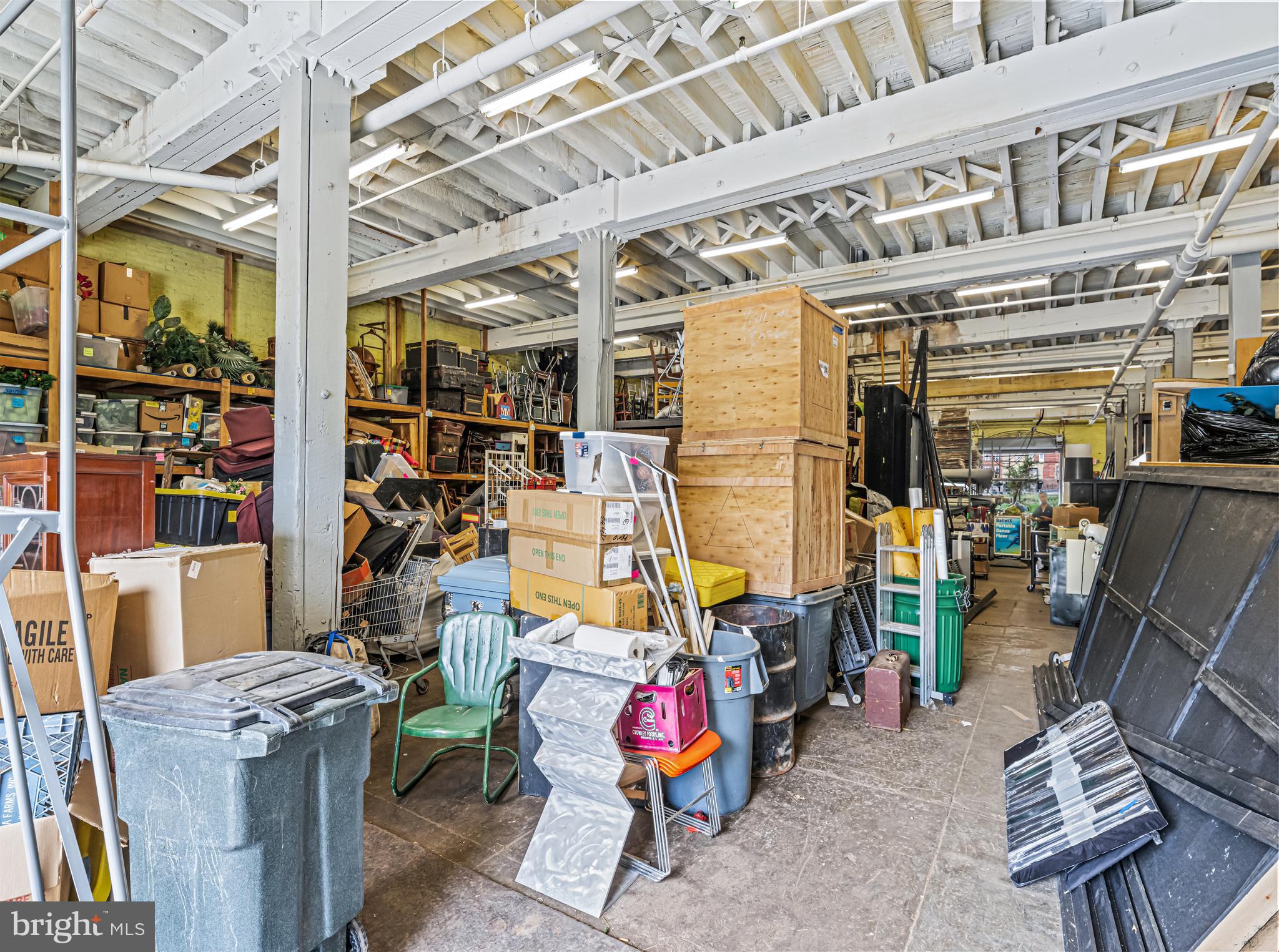 WEST KENSINGTON - Commercial Sale