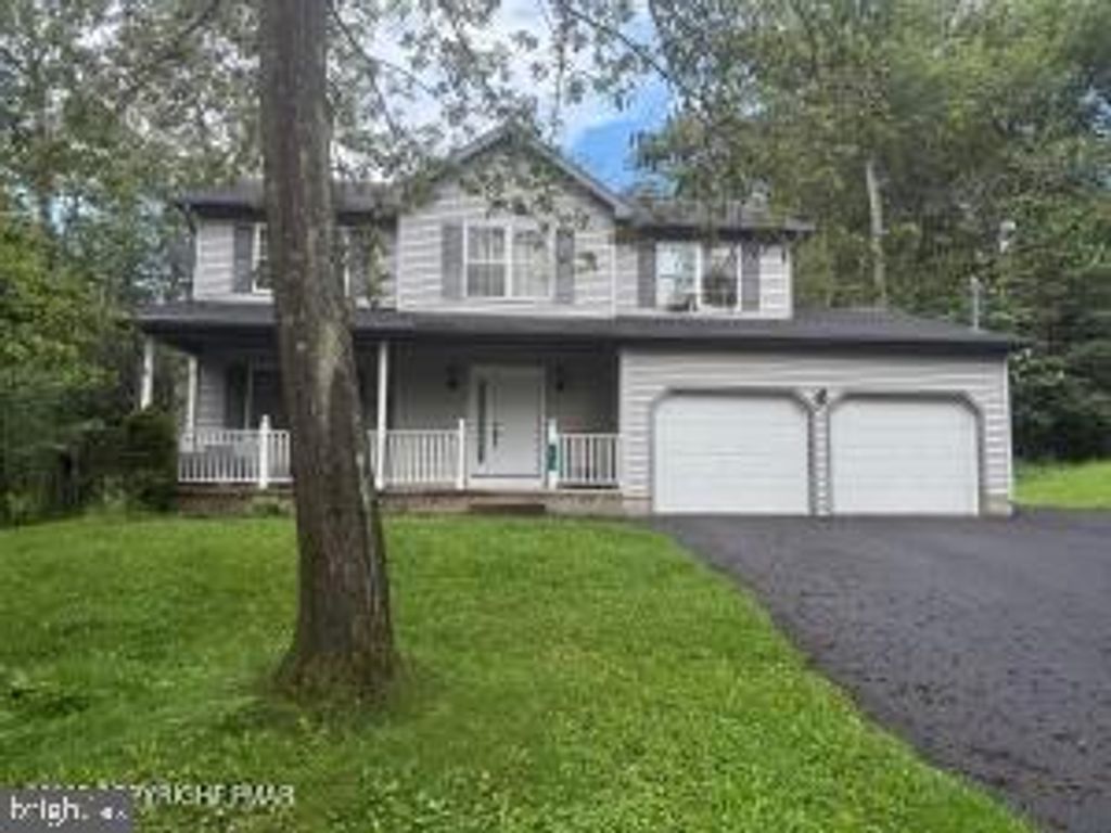 Photo of 4186 Devon Drive, TOBYHANNA, PA 18466 (MLS # PAMR2005686)