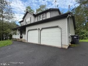 POCONO FARMS EAST - Residential