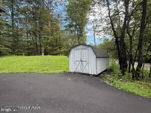 POCONO FARMS EAST - Residential