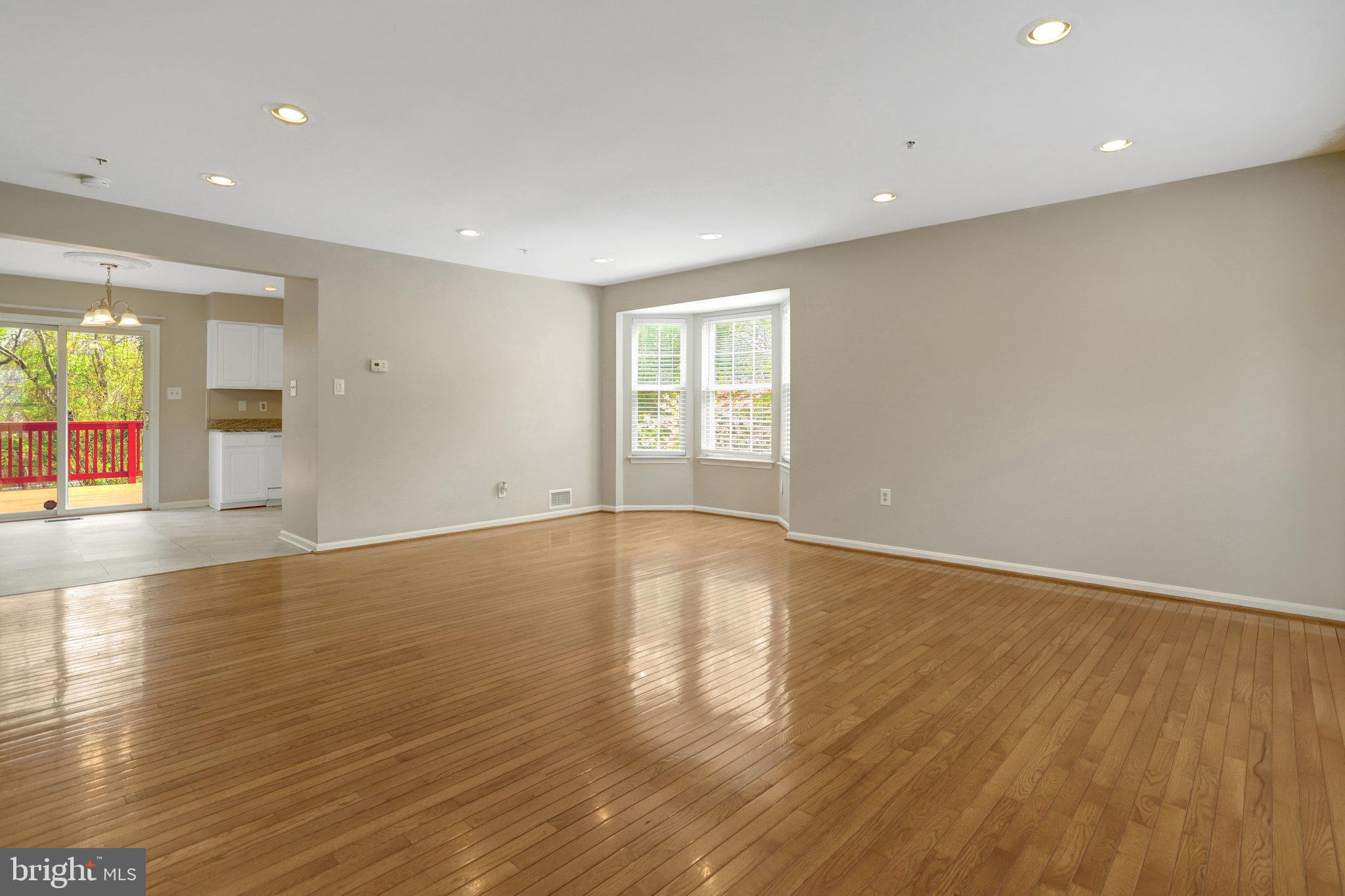 ROSECROFT TERRACE II - Residential