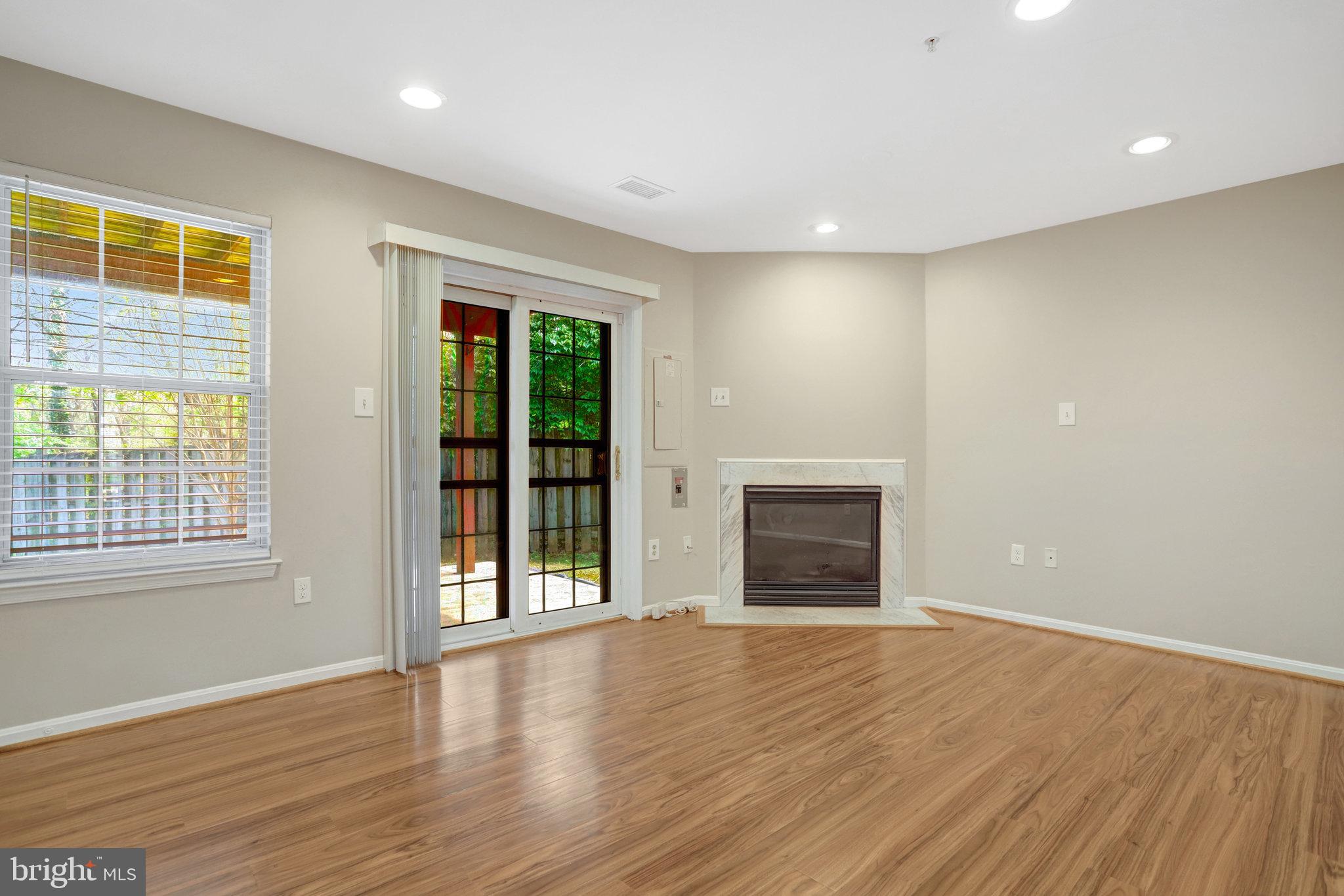 ROSECROFT TERRACE II - Residential