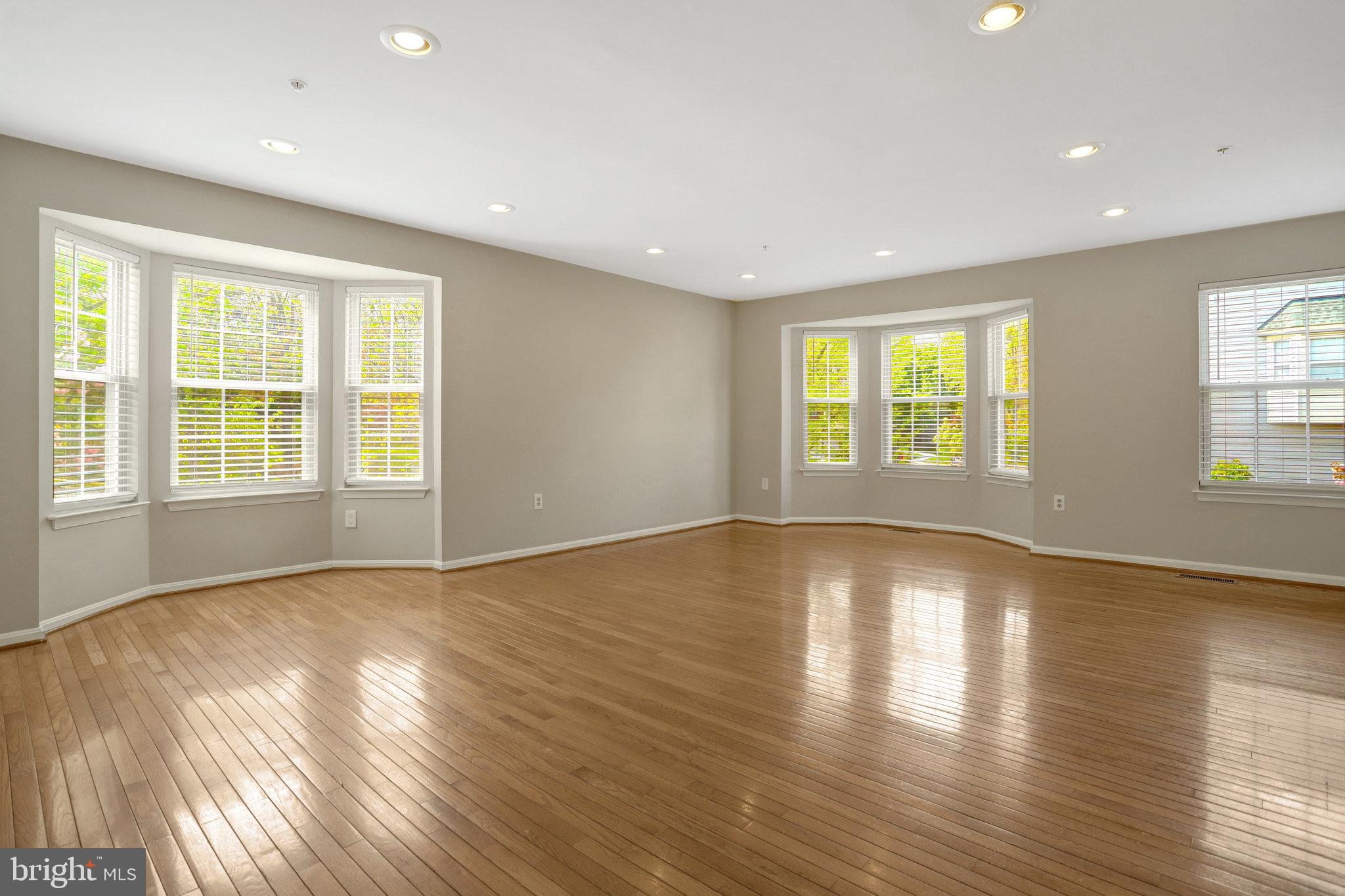 ROSECROFT TERRACE II - Residential