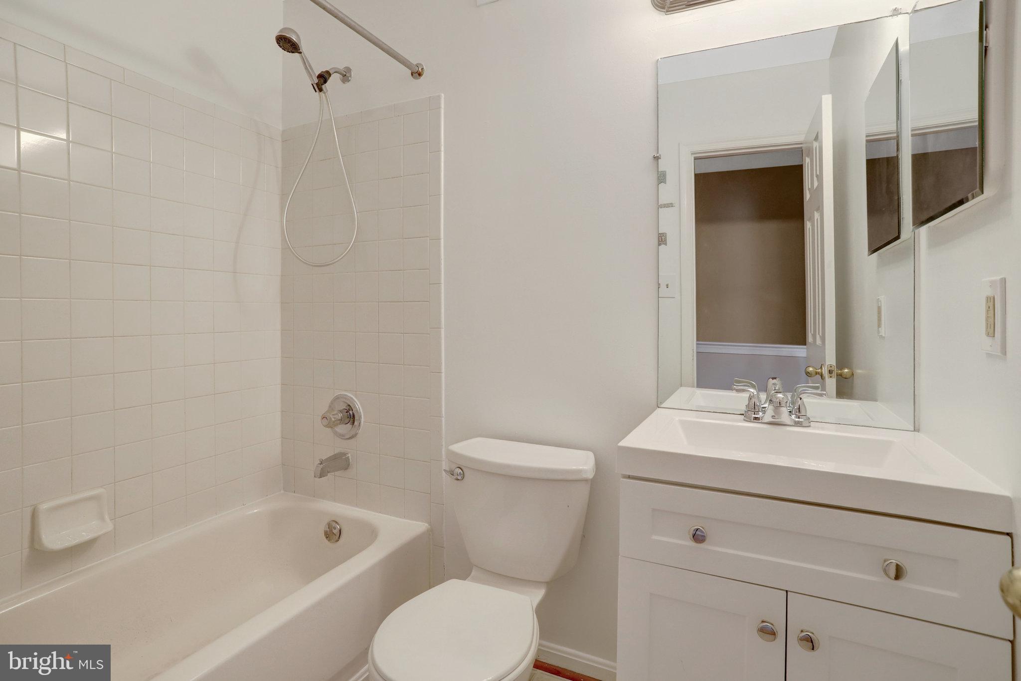 ROSECROFT TERRACE II - Residential