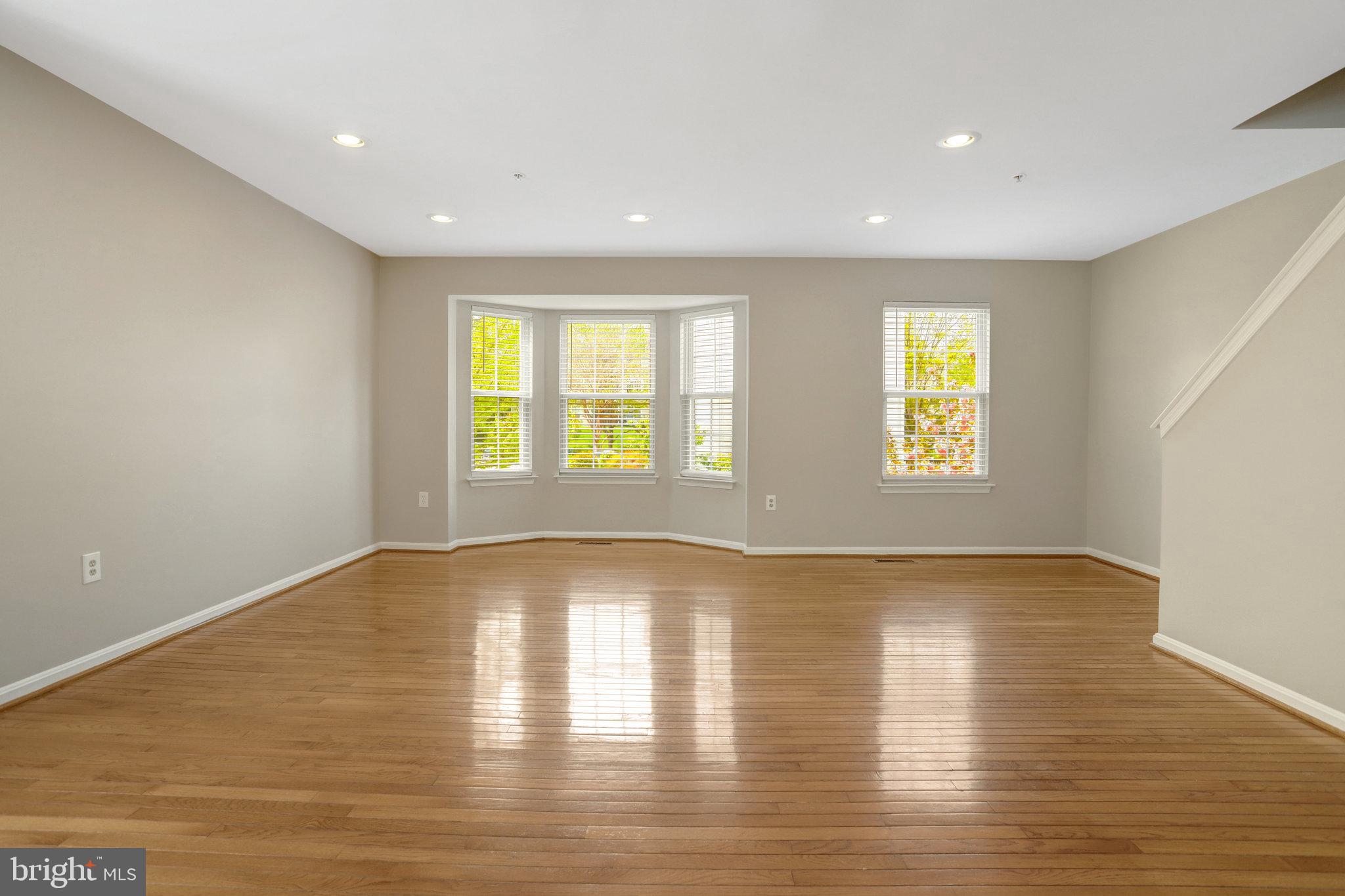 ROSECROFT TERRACE II - Residential