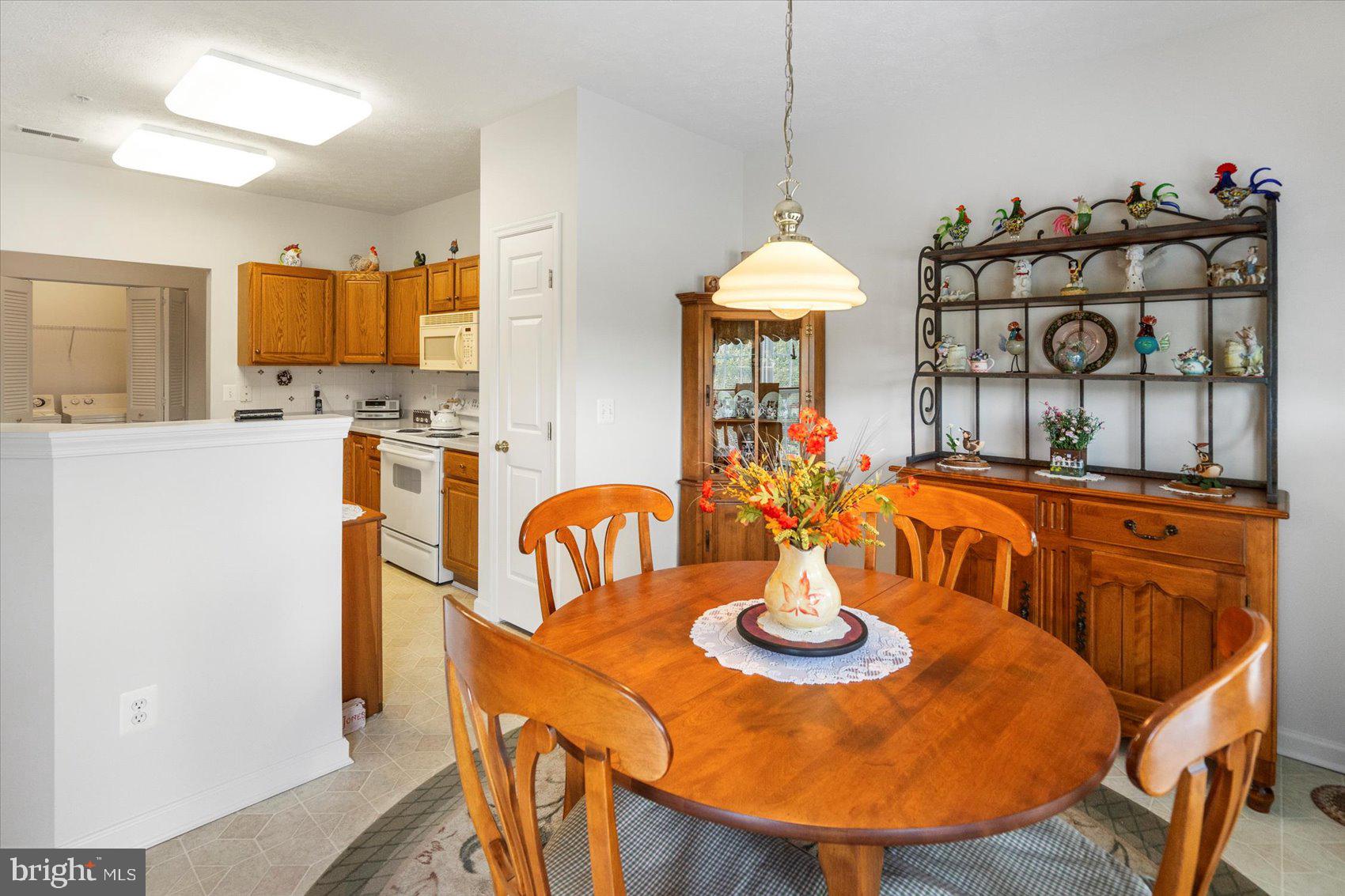 WINDSOR AT PERRY HALL FARMS - Residential