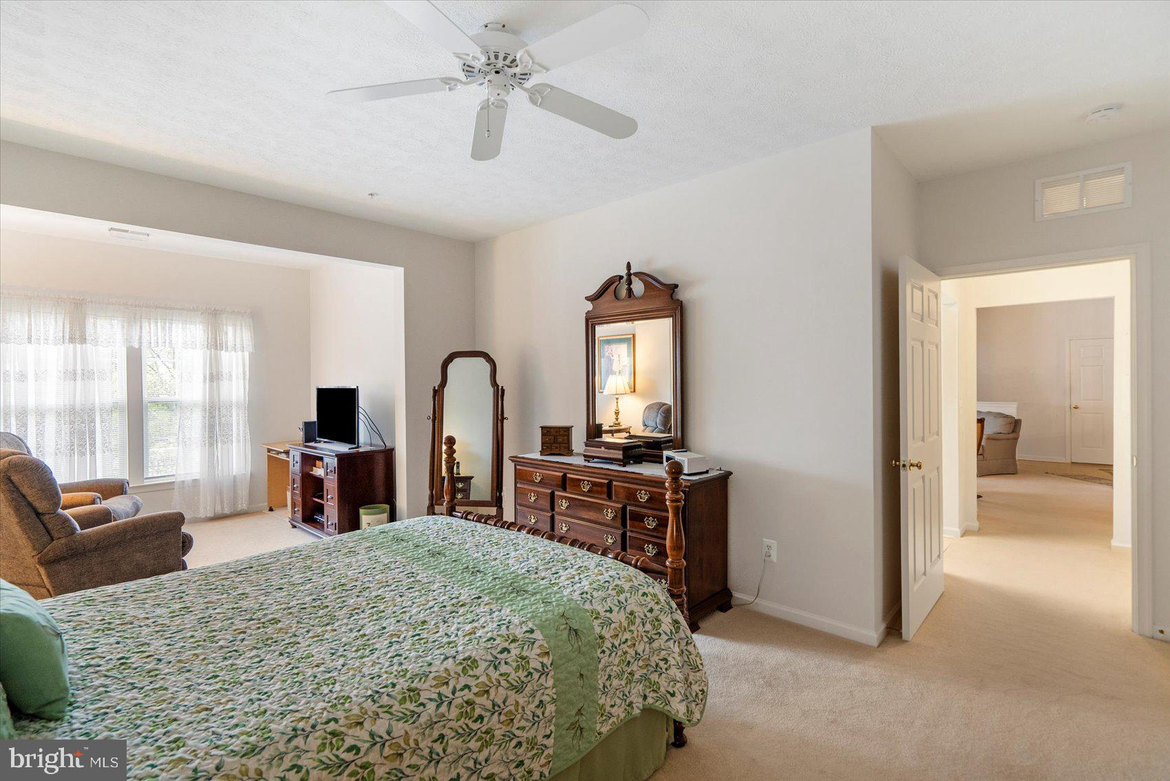 WINDSOR AT PERRY HALL FARMS - Residential