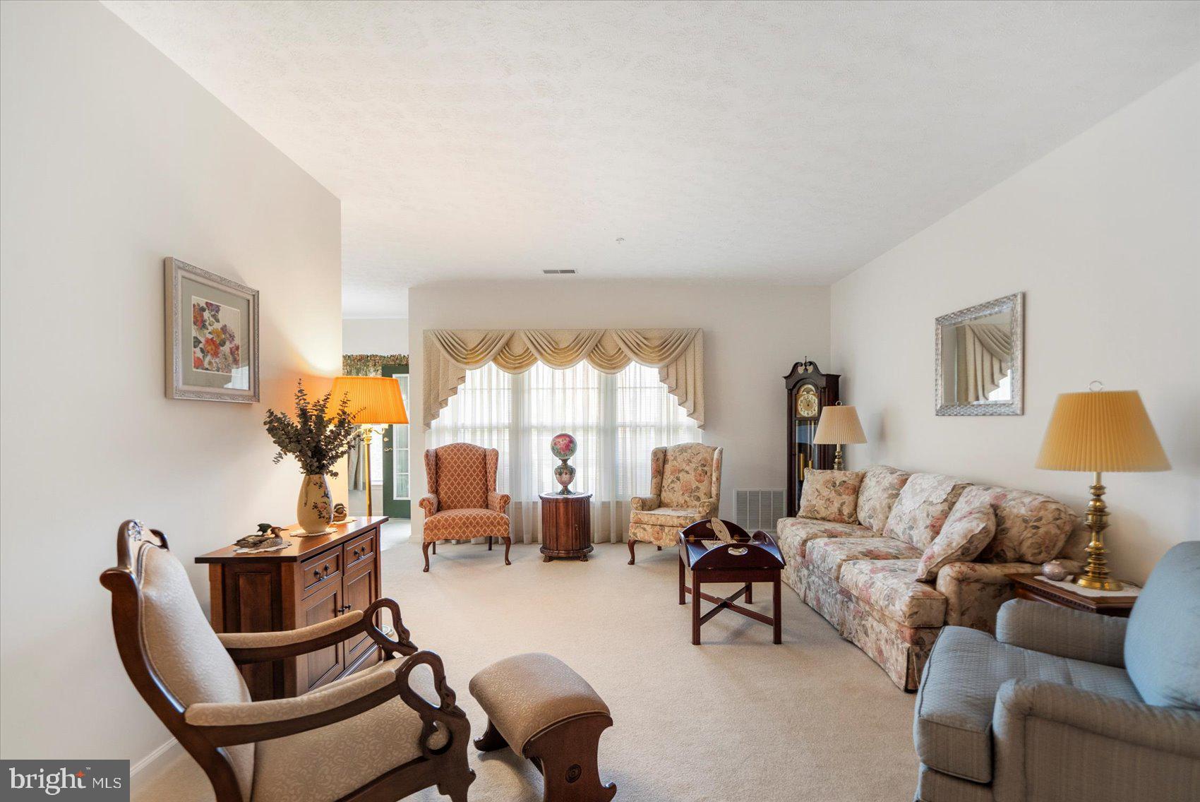 WINDSOR AT PERRY HALL FARMS - Residential