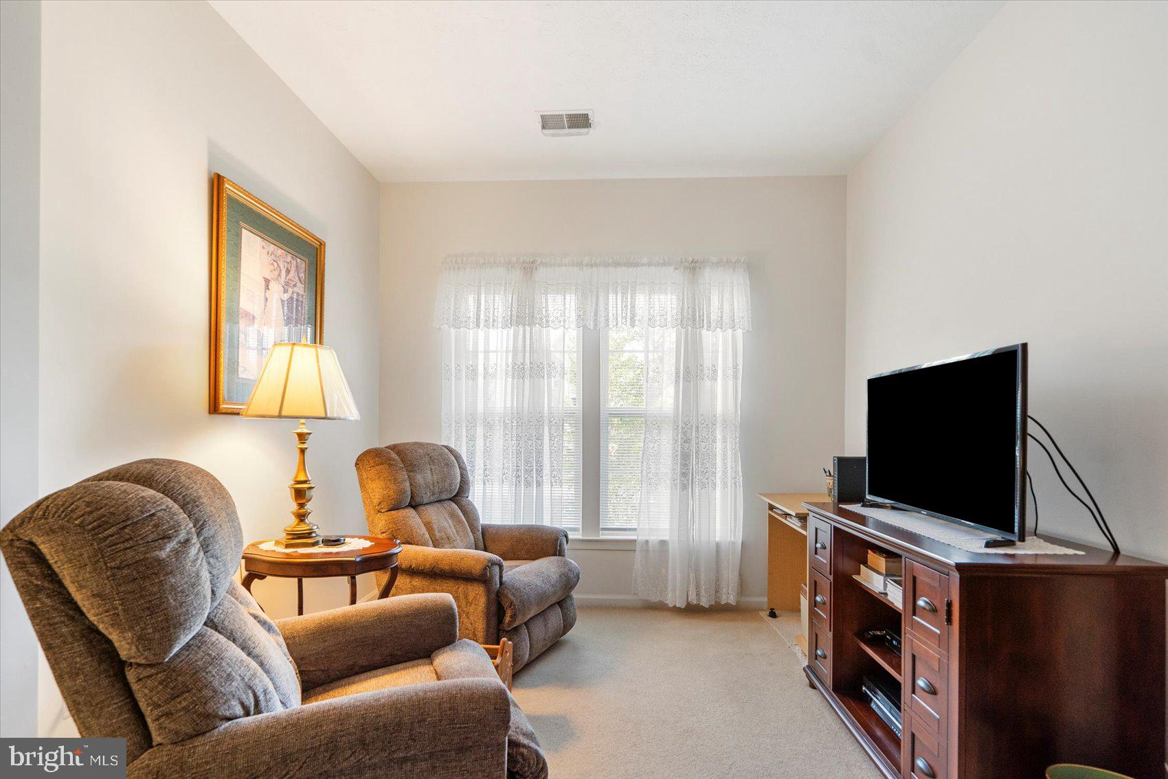 WINDSOR AT PERRY HALL FARMS - Residential