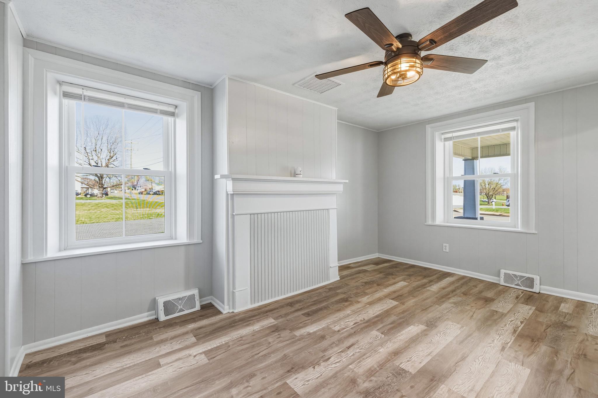 TOWN OF STANLEY - Residential