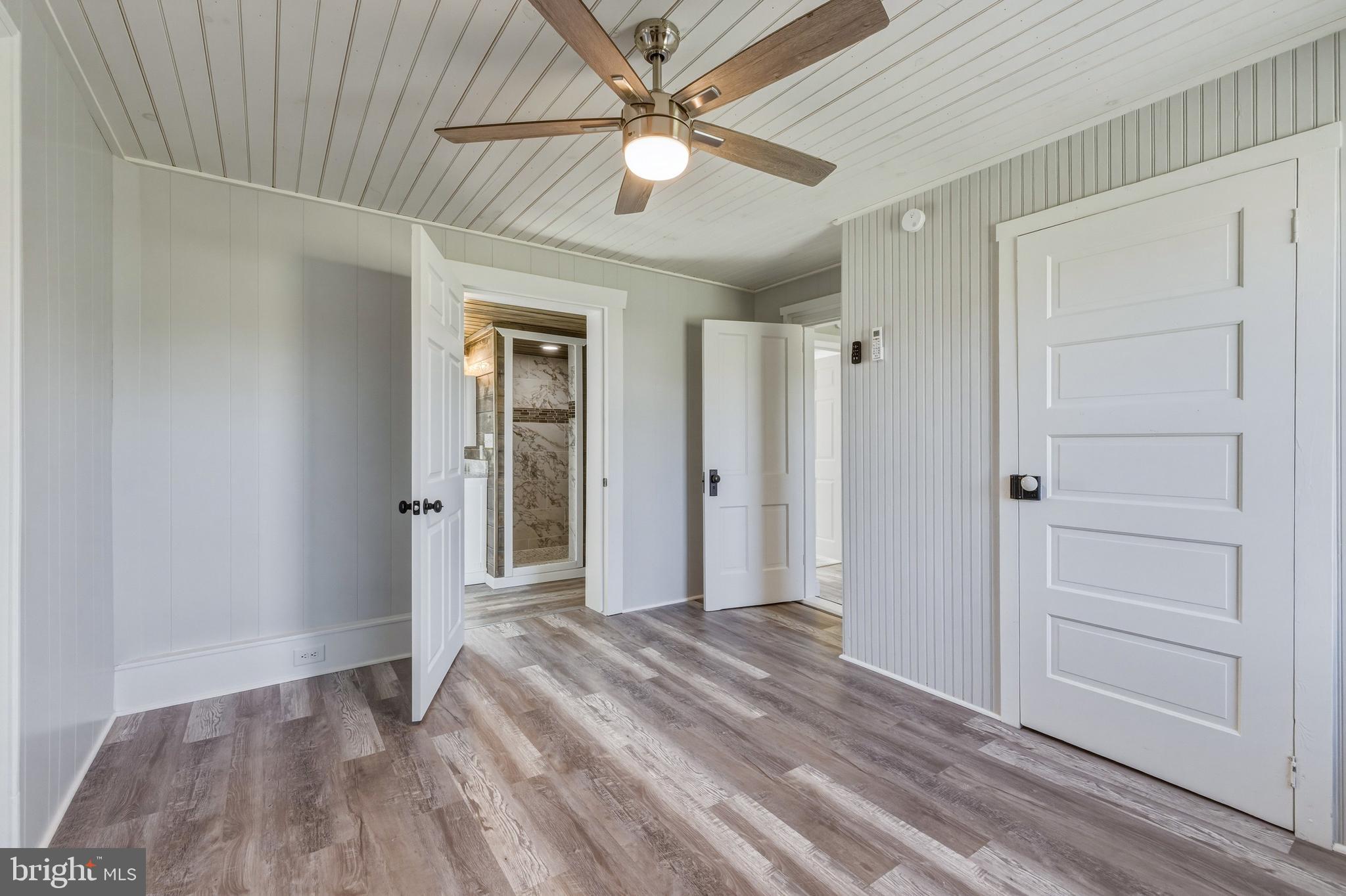 TOWN OF STANLEY - Residential