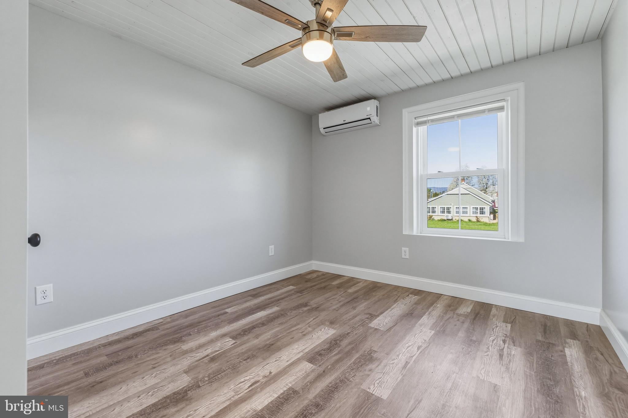 TOWN OF STANLEY - Residential