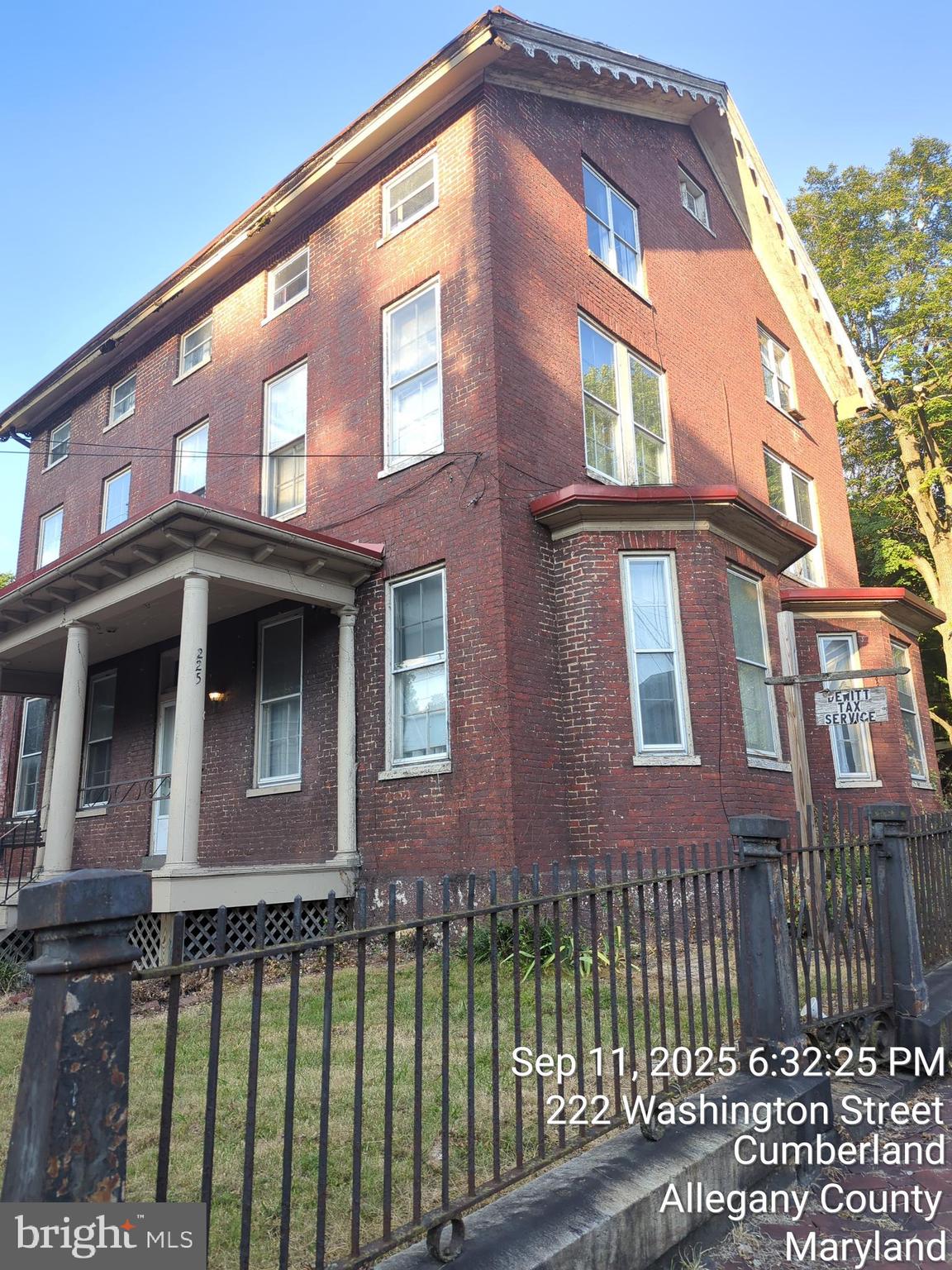 WEST SIDE - Commercial Sale