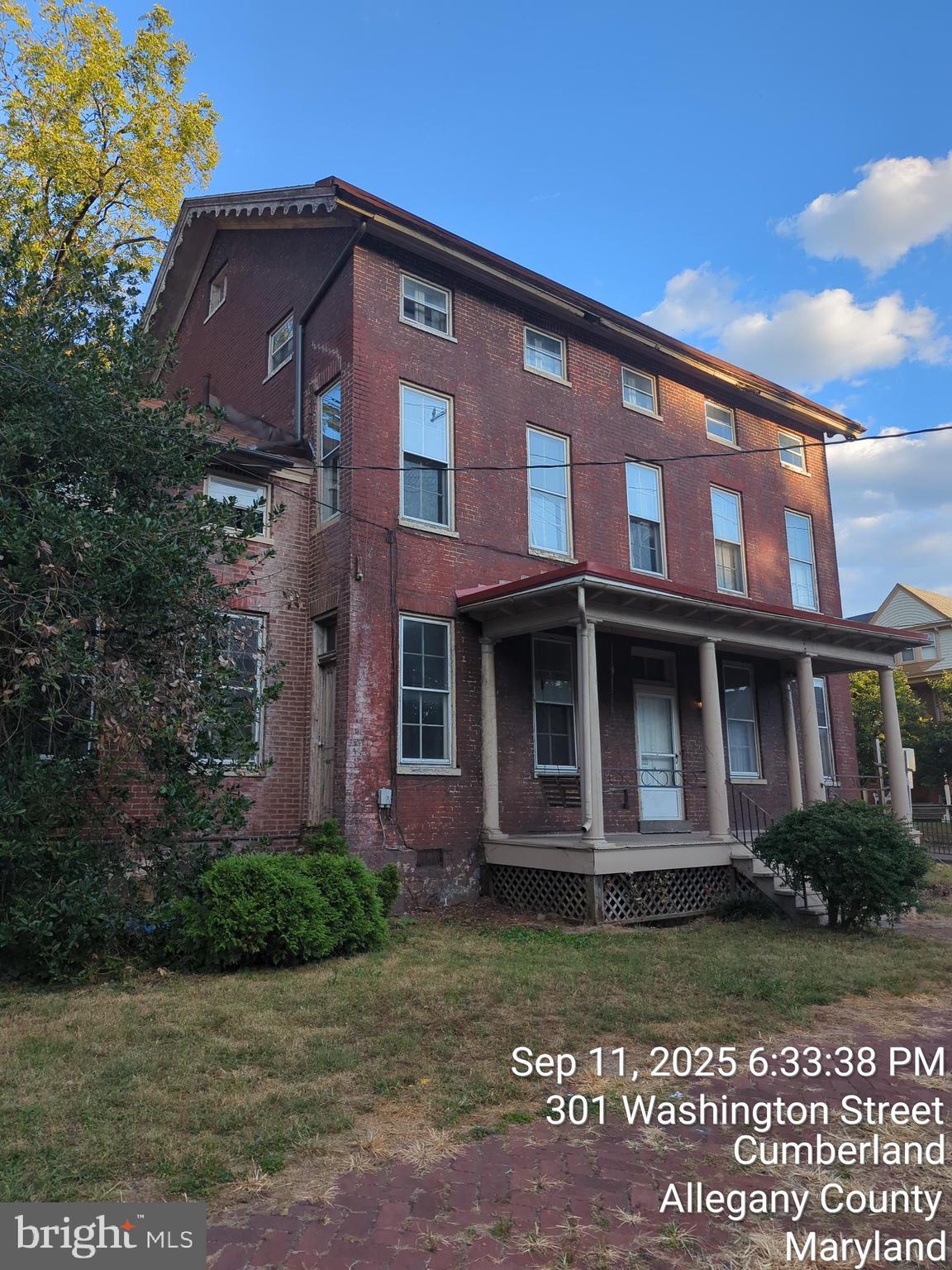 WEST SIDE - Commercial Sale