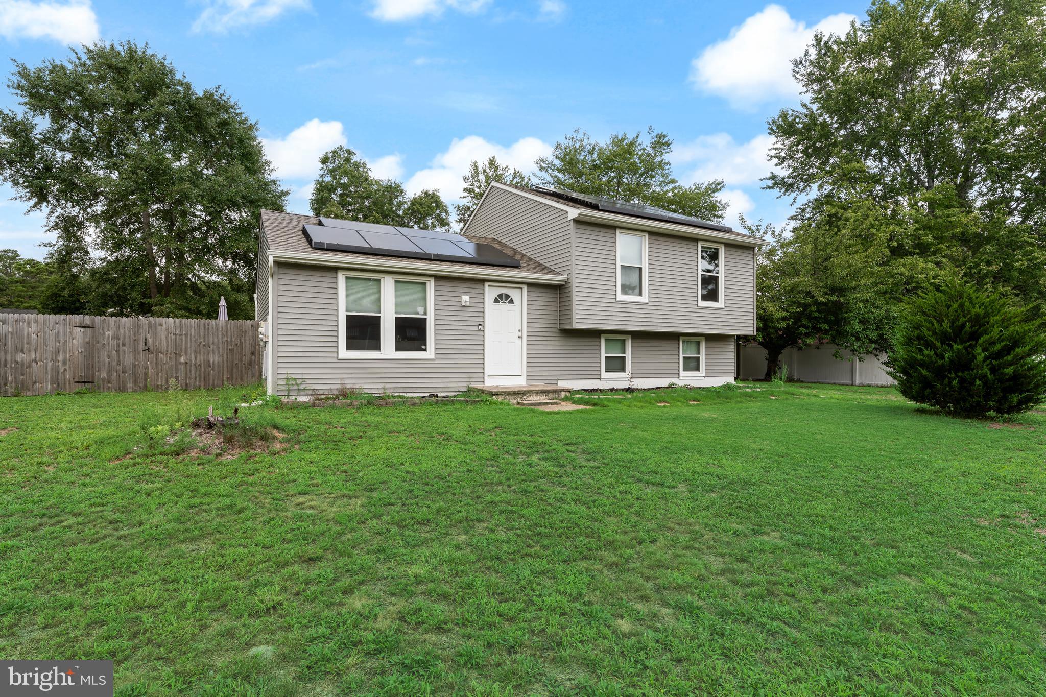 5913 MAPLE DRIVE