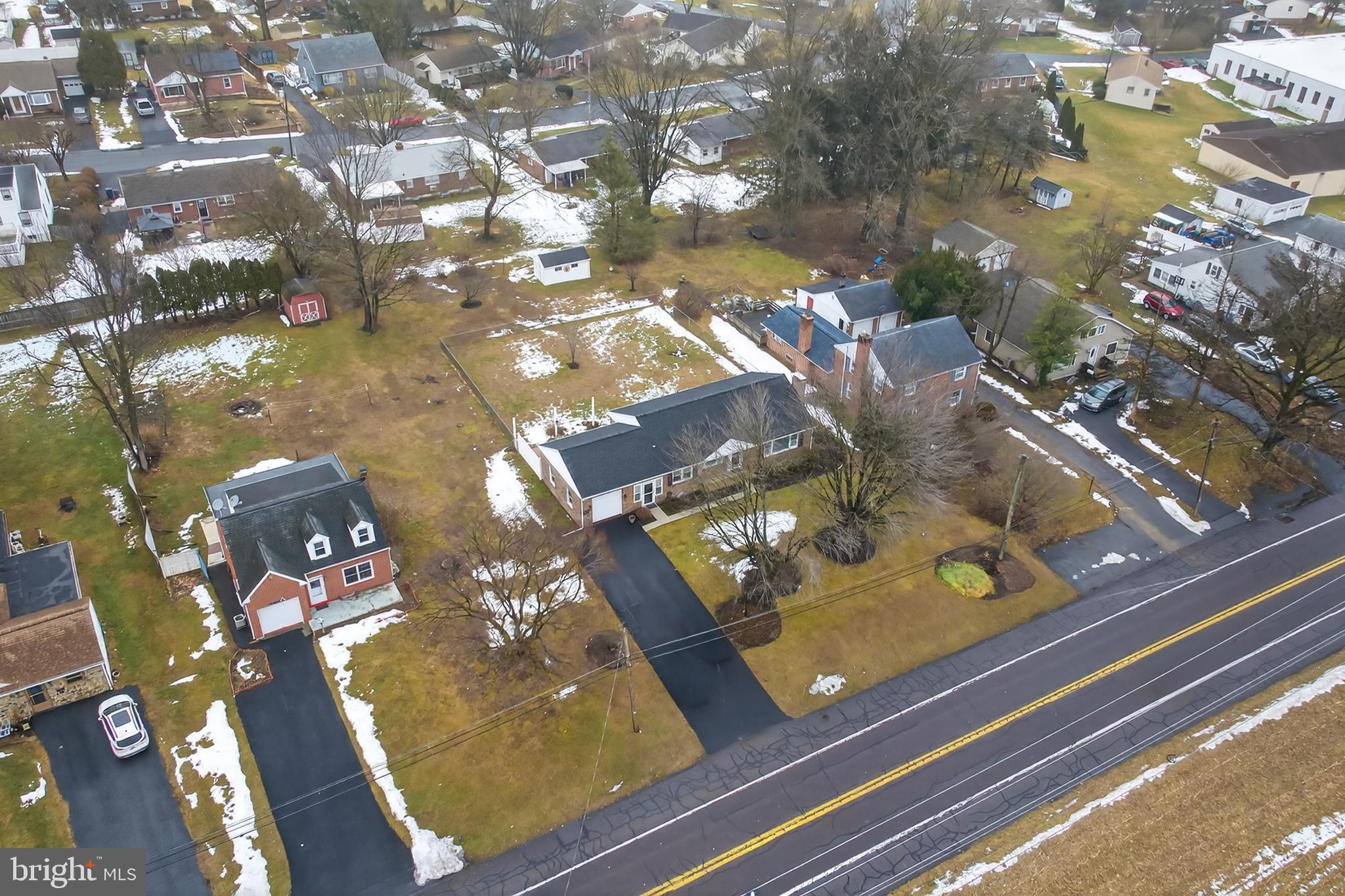 MANOR RIDGE - Residential