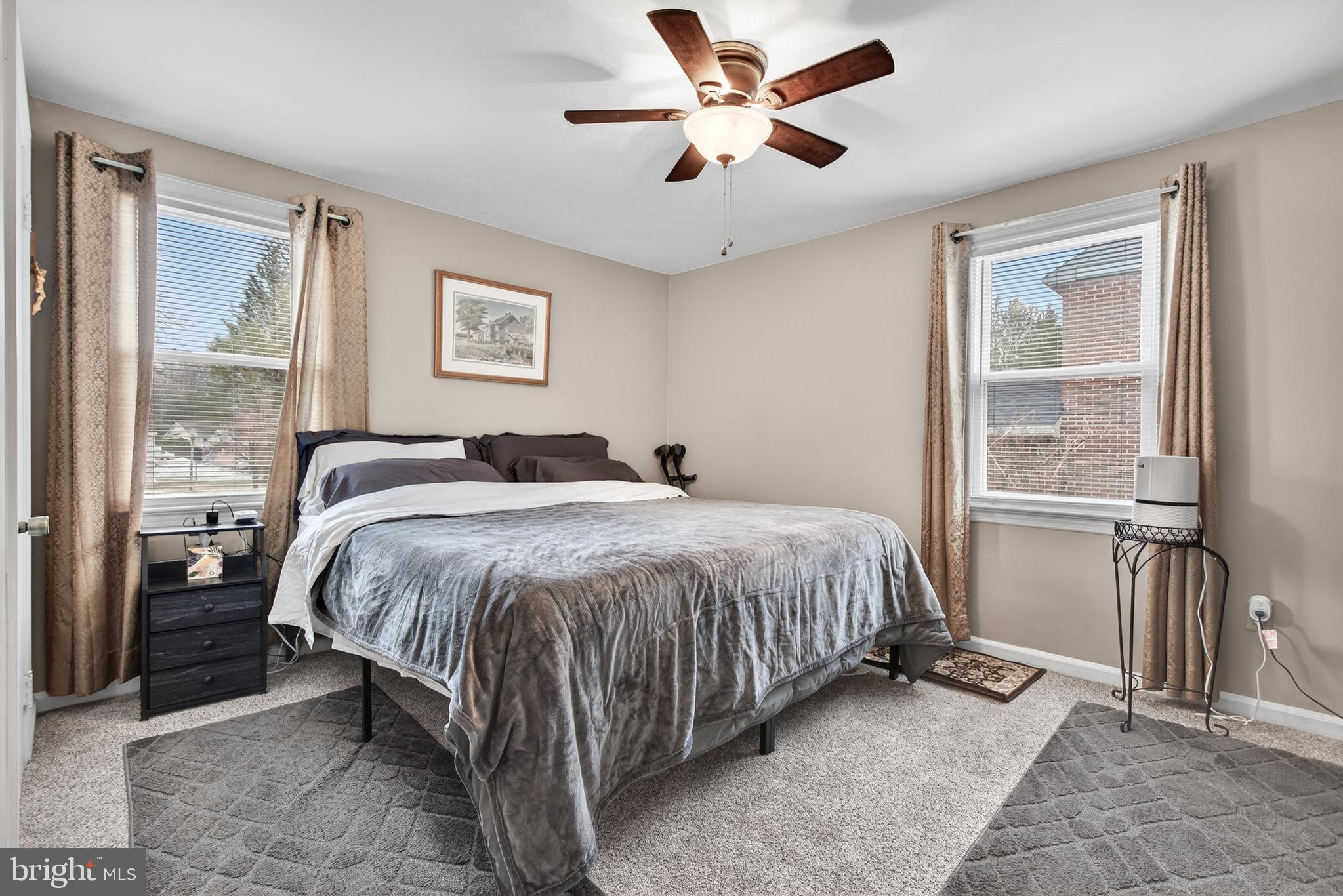 MANOR RIDGE - Residential