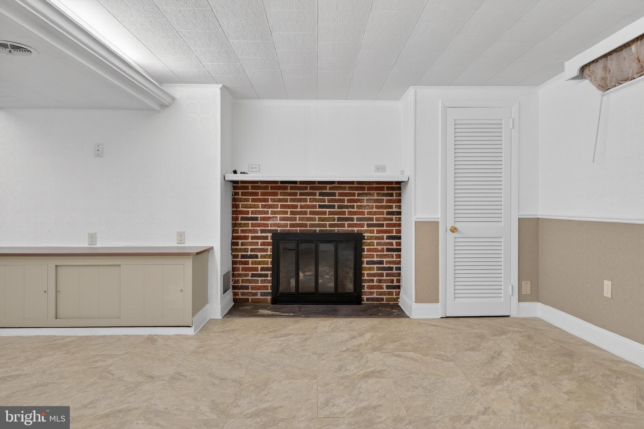 MANOR RIDGE - Residential