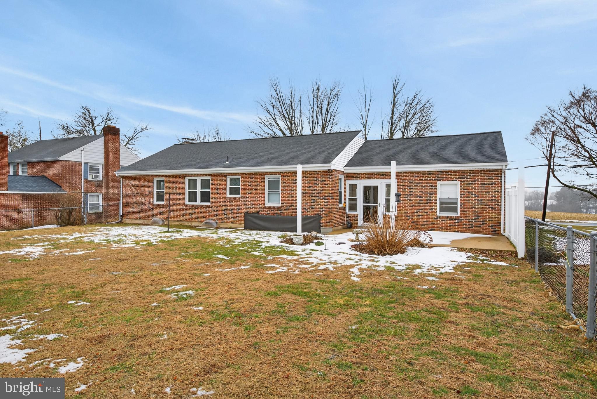 MANOR RIDGE - Residential