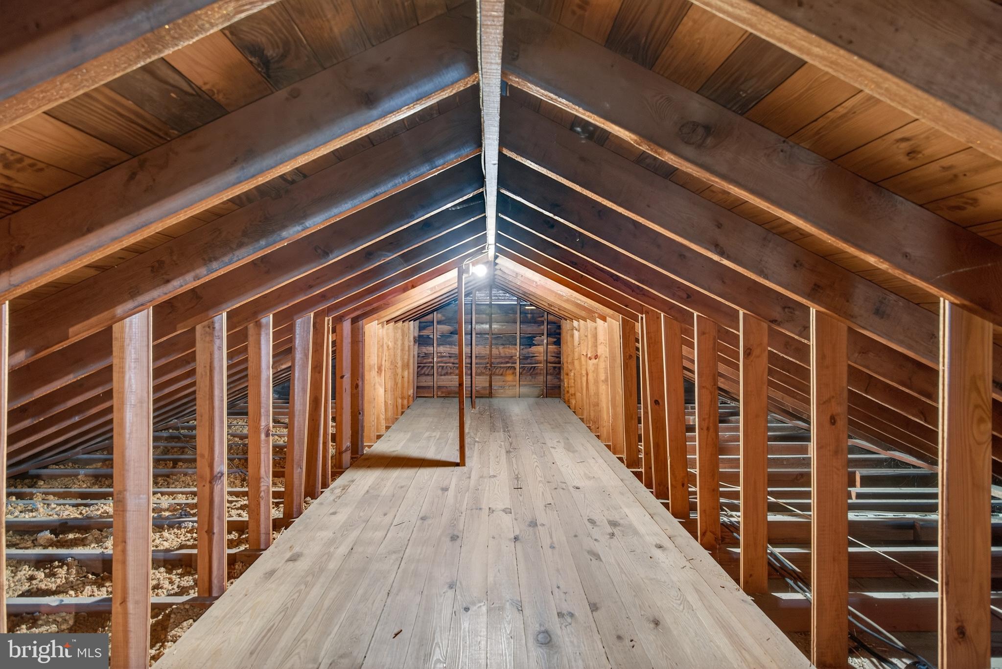 MANOR RIDGE - Residential