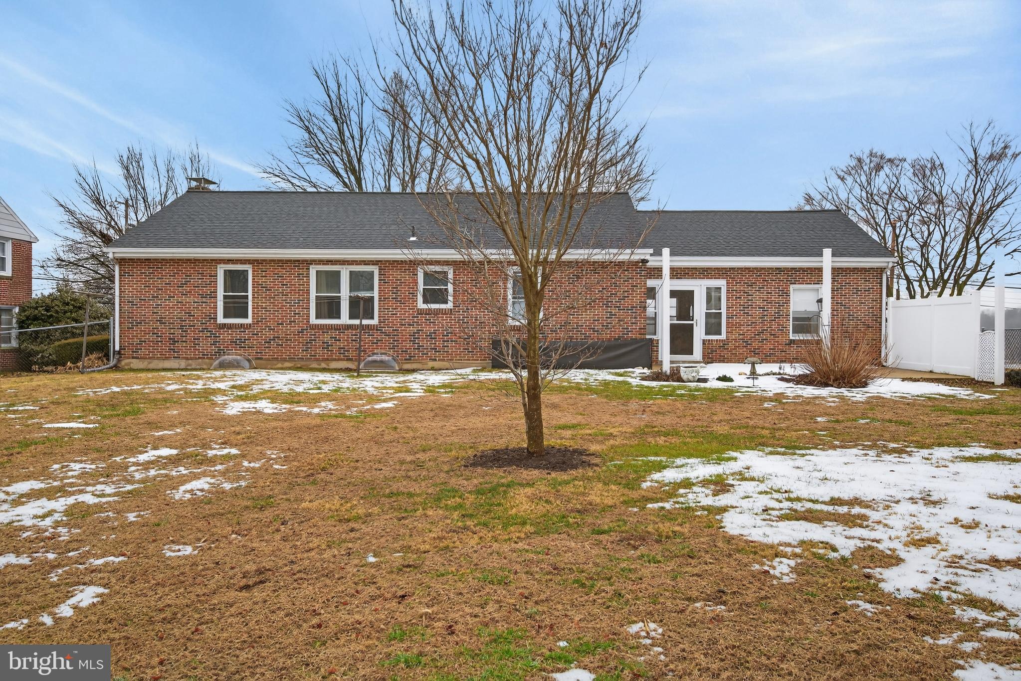 MANOR RIDGE - Residential