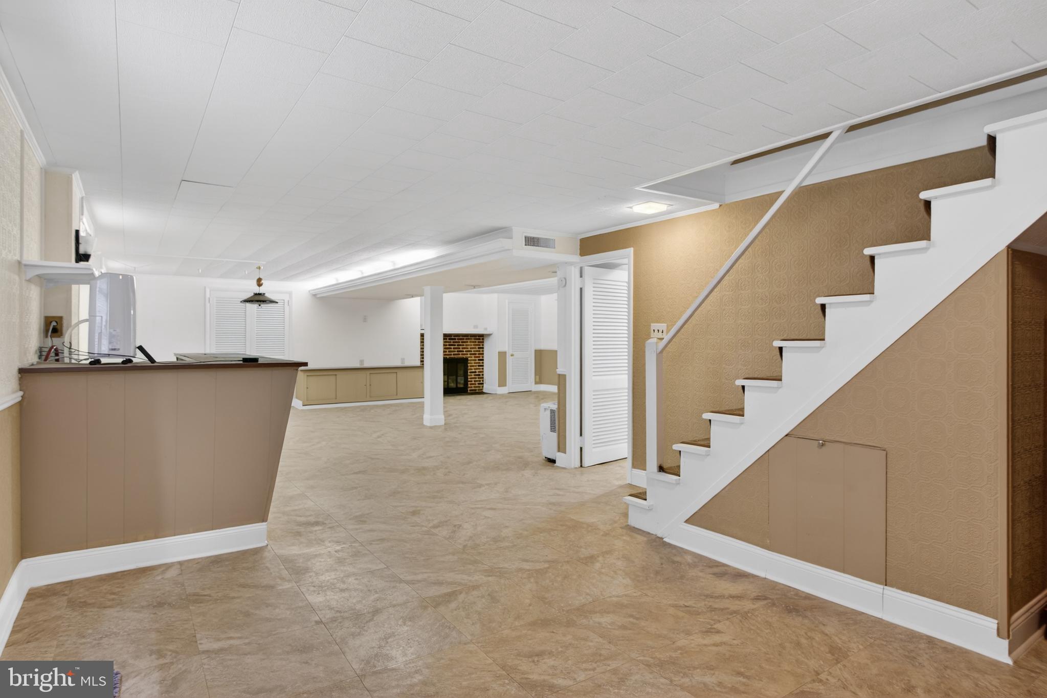 MANOR RIDGE - Residential