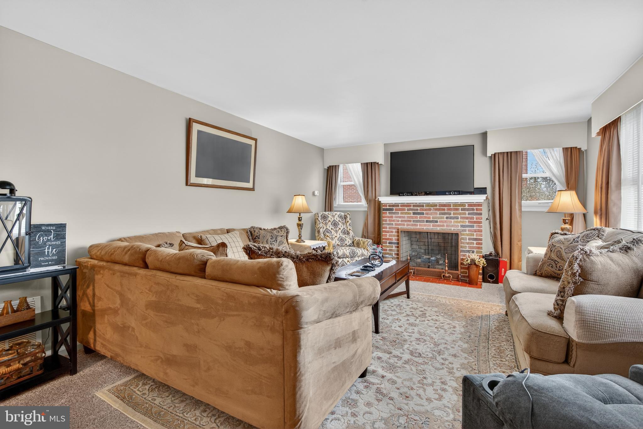 MANOR RIDGE - Residential