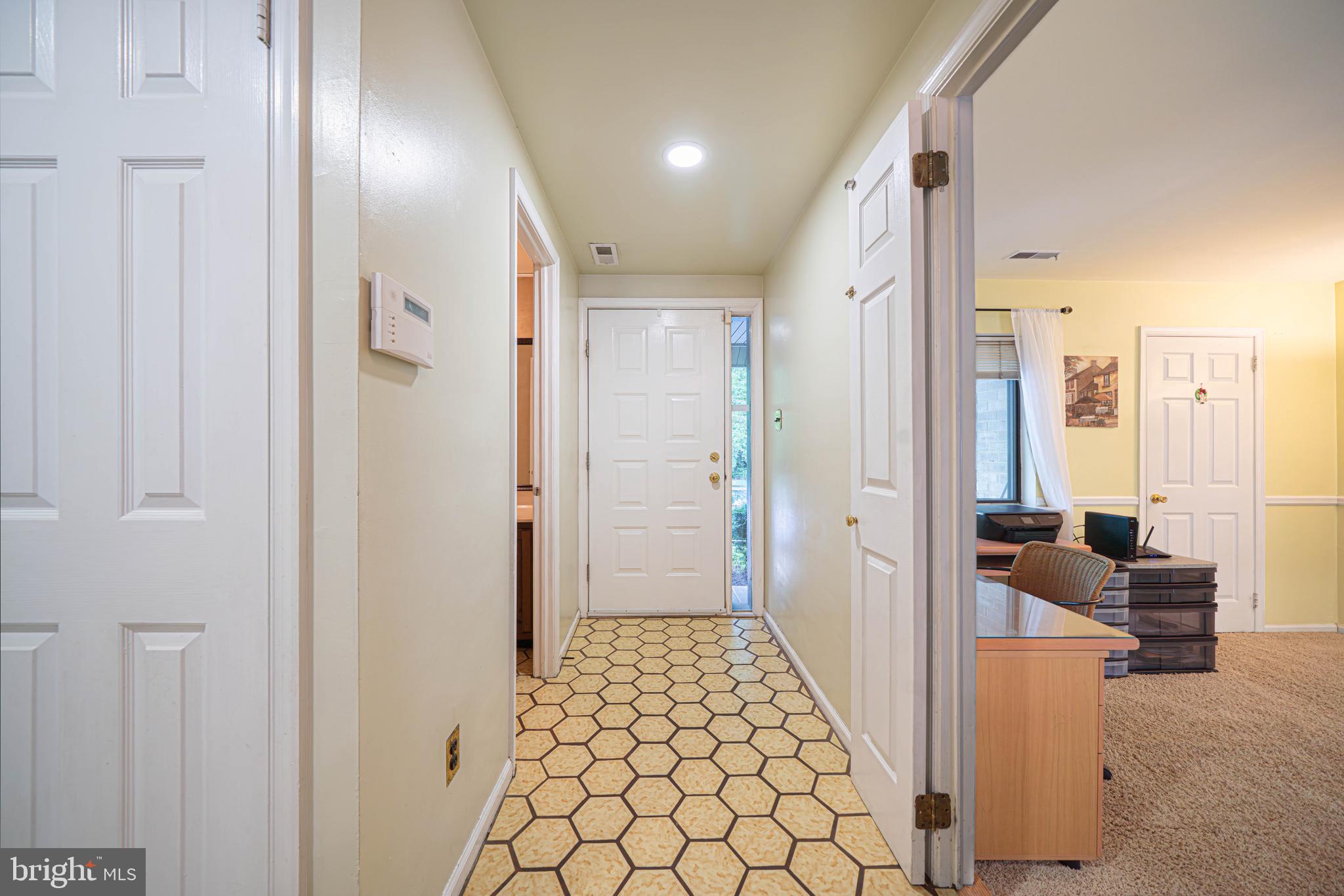 507 FOXWOOD LANE 507