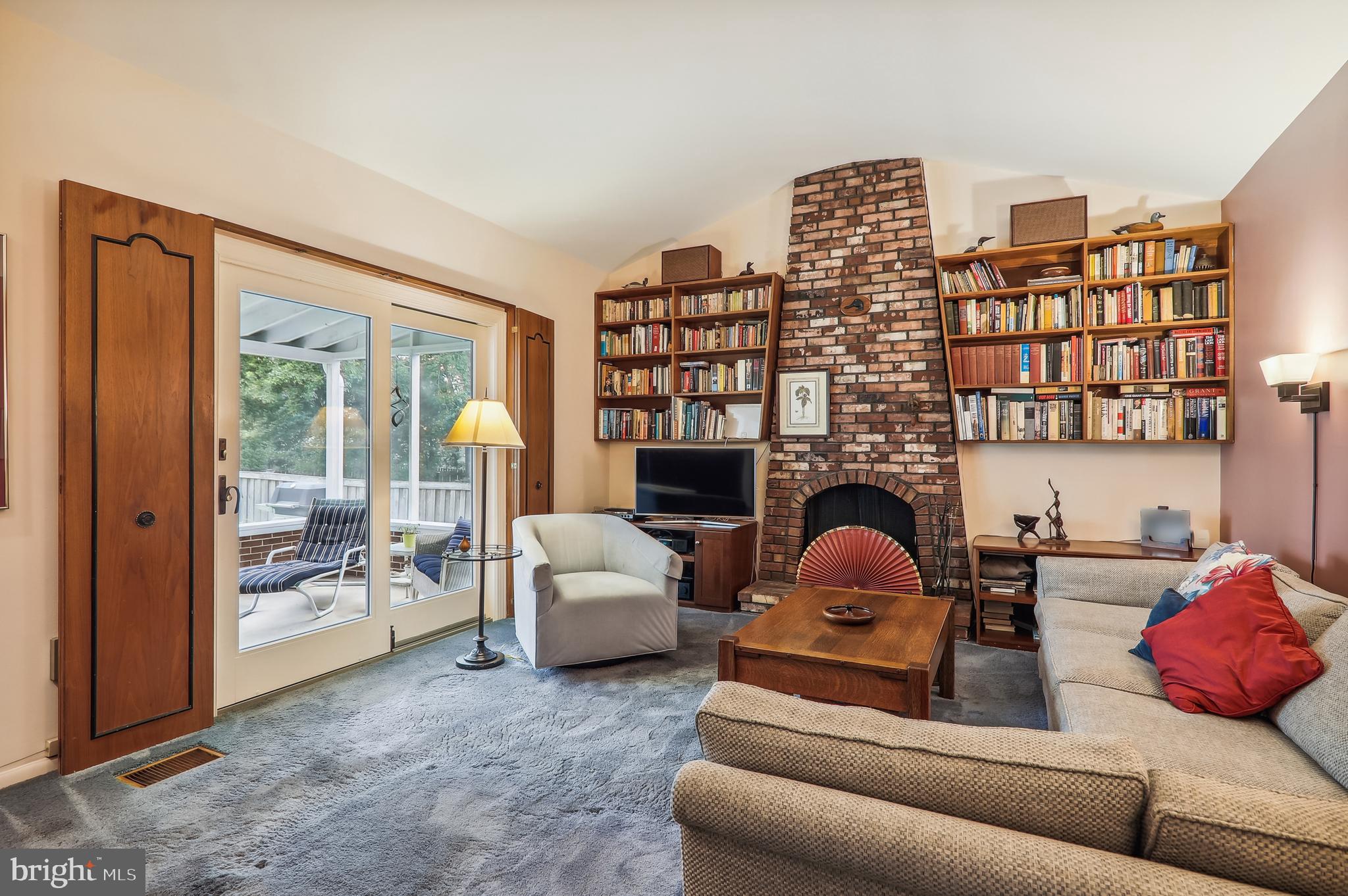 REGENCY ESTATES - Residential