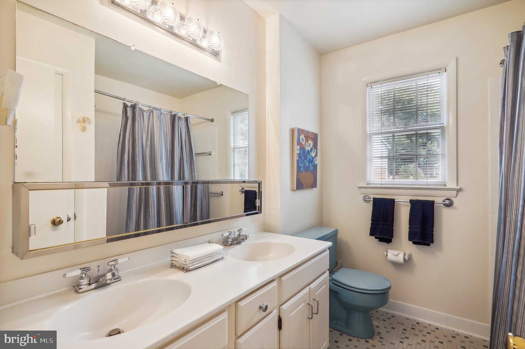 REGENCY ESTATES - Residential