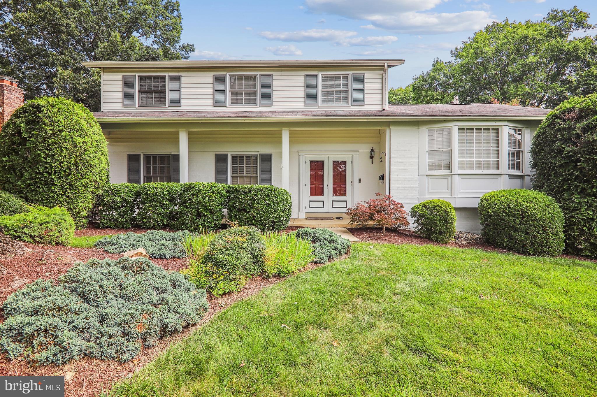 REGENCY ESTATES - Residential