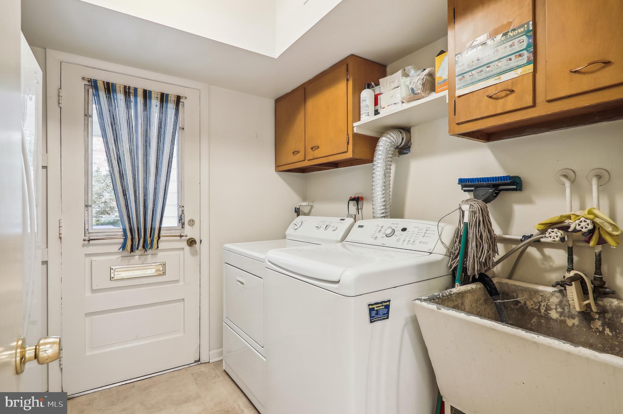 REGENCY ESTATES - Residential