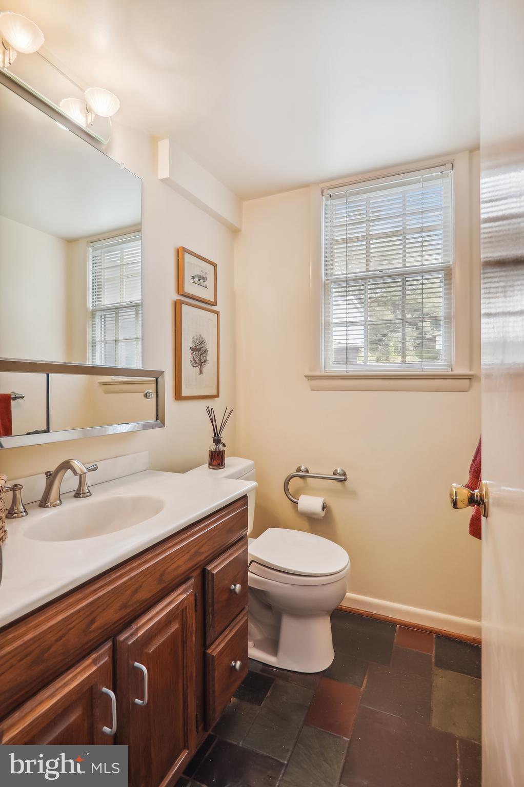 REGENCY ESTATES - Residential