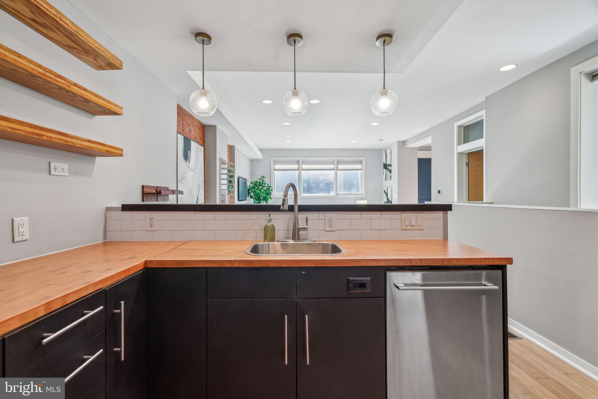 FAIRMOUNT - Residential