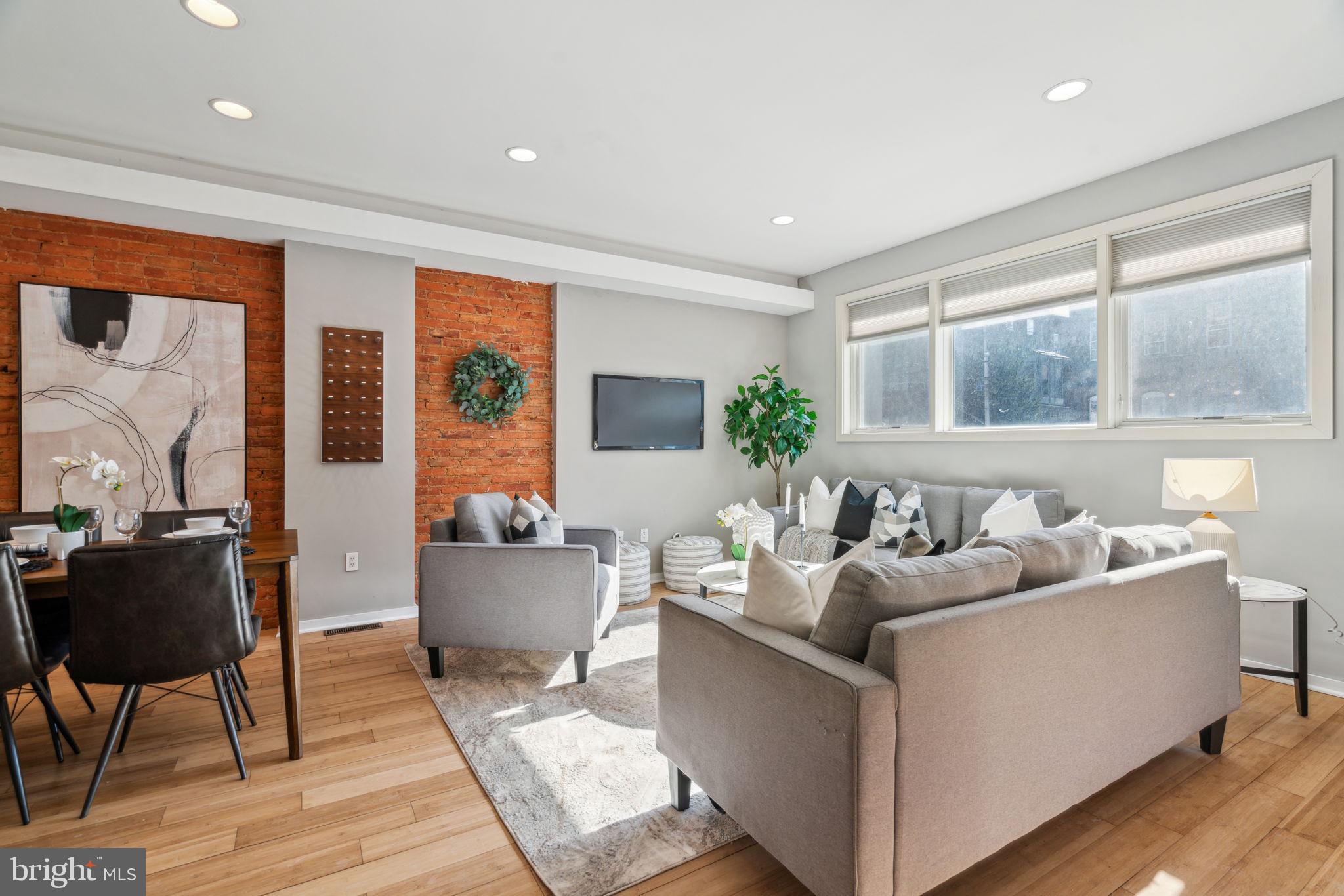 FAIRMOUNT - Residential