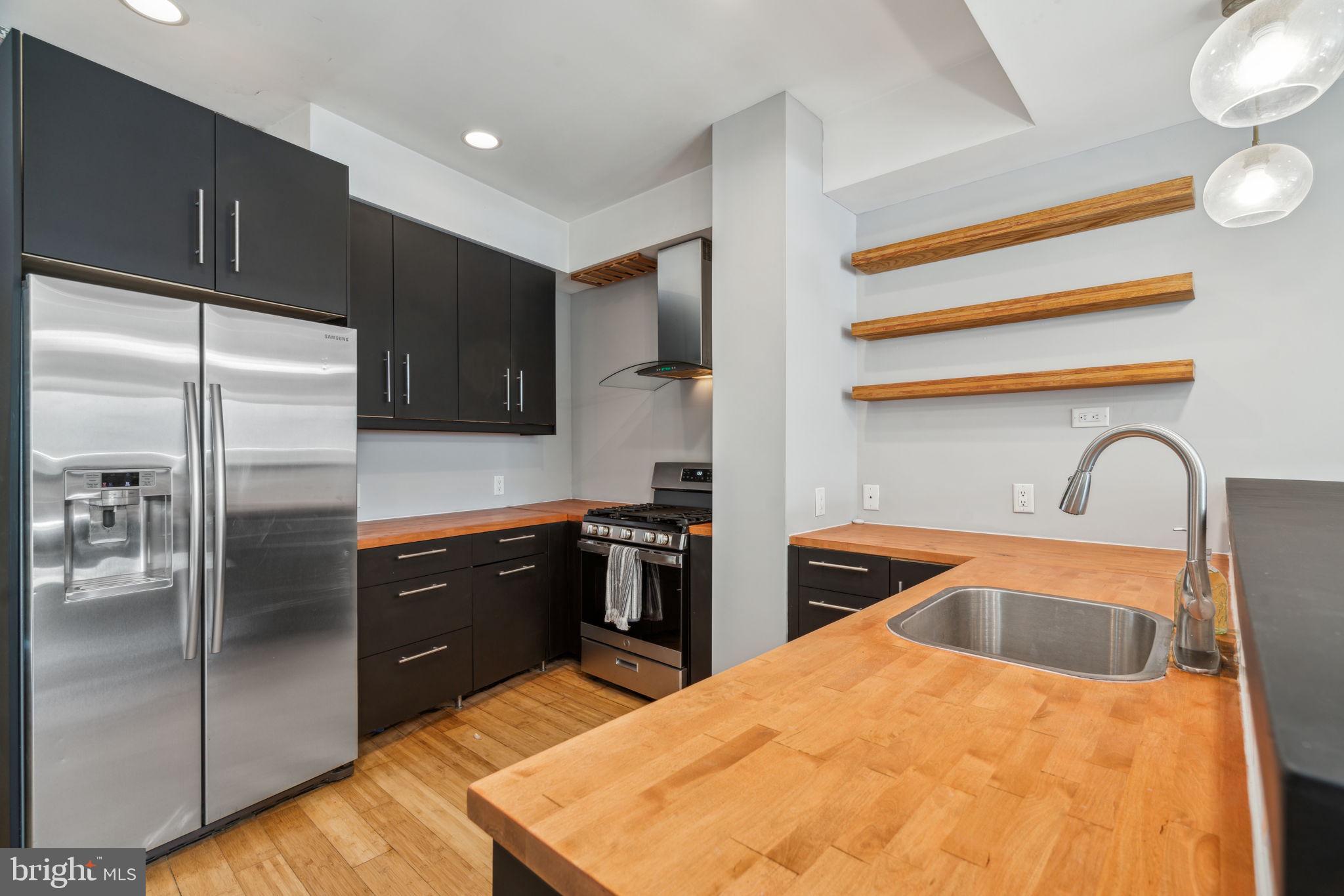 FAIRMOUNT - Residential