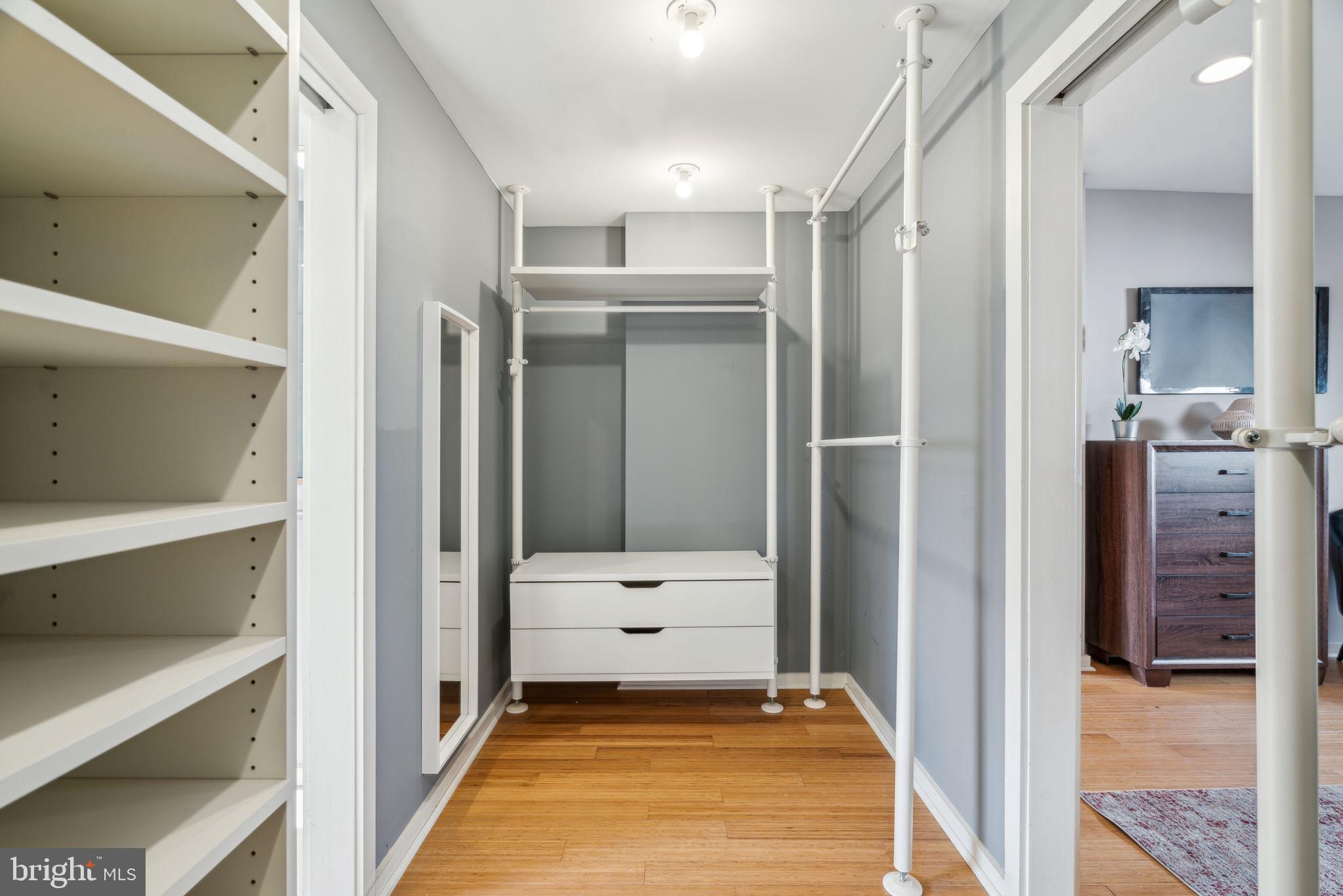 FAIRMOUNT - Residential