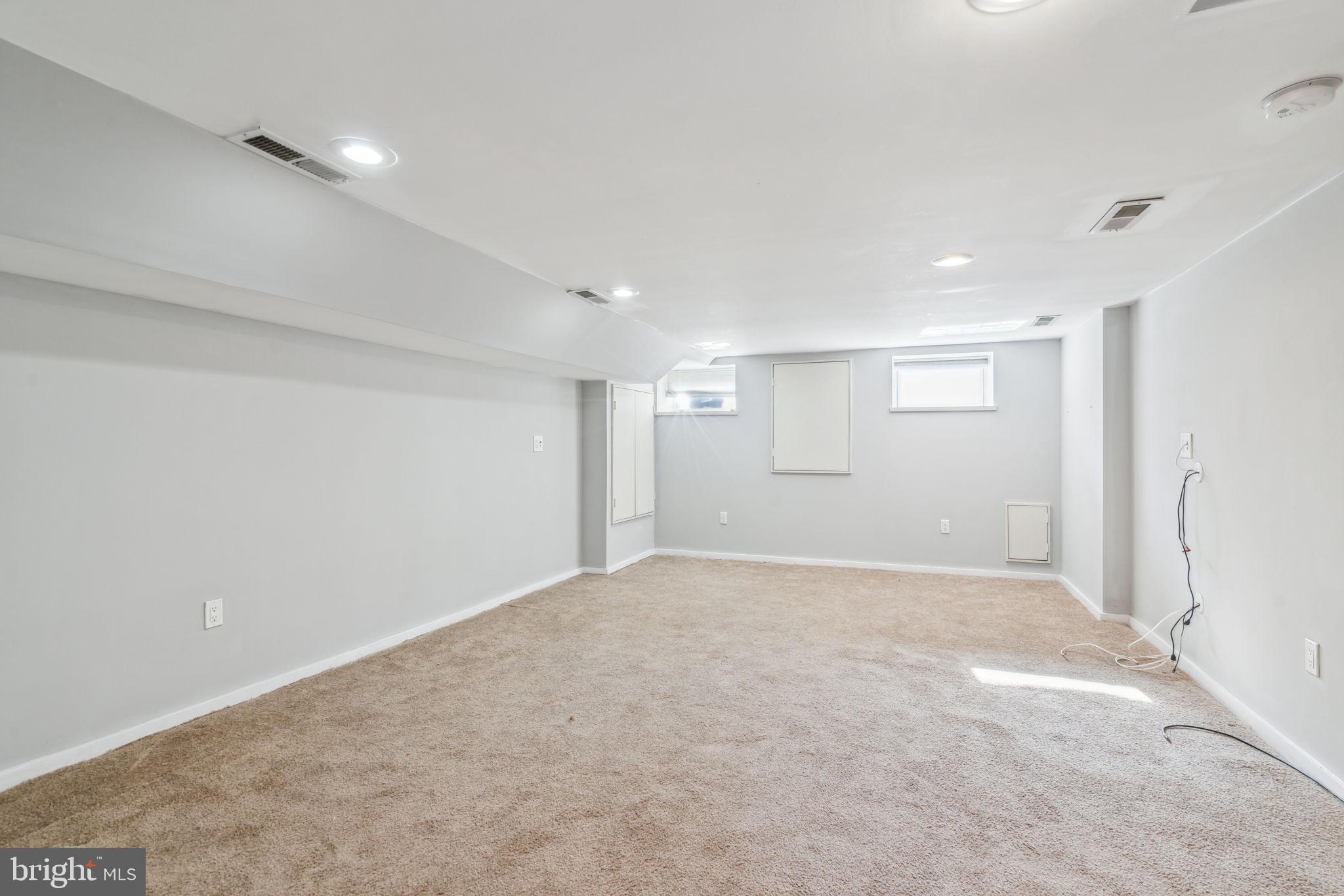 FAIRMOUNT - Residential