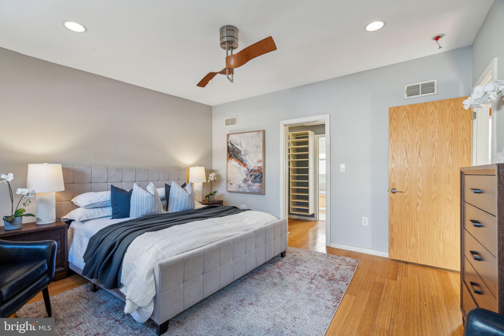 FAIRMOUNT - Residential