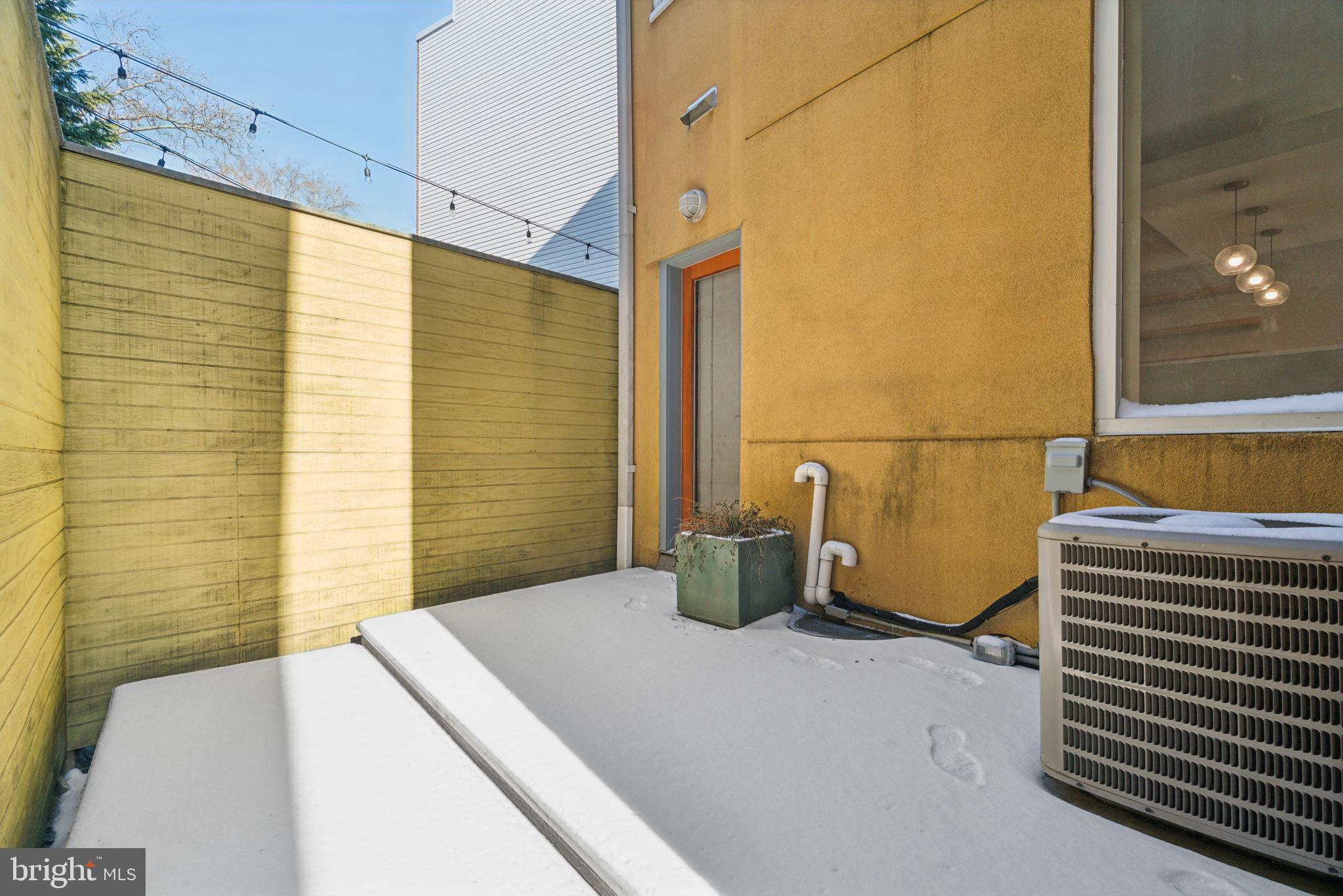 FAIRMOUNT - Residential