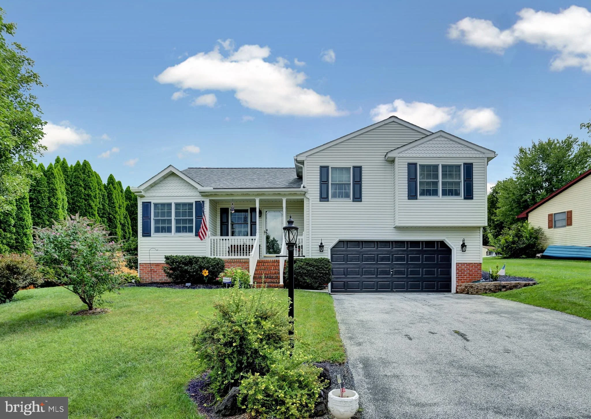 37 Magnolia Lane, Hanover, PA 17331