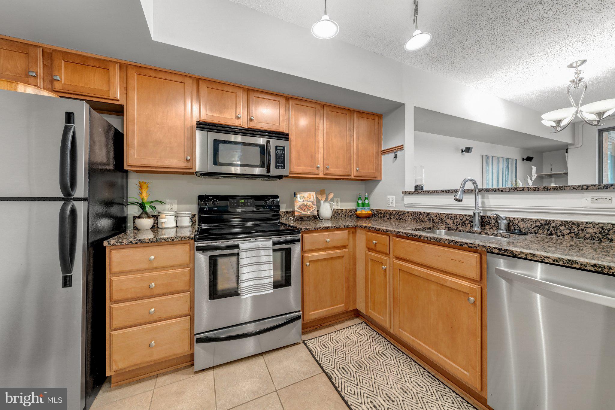 1001 N VERMONT STREET 905