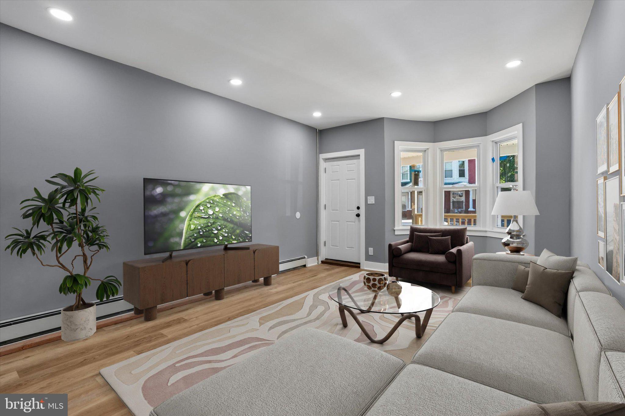 422 W HANOVER STREET