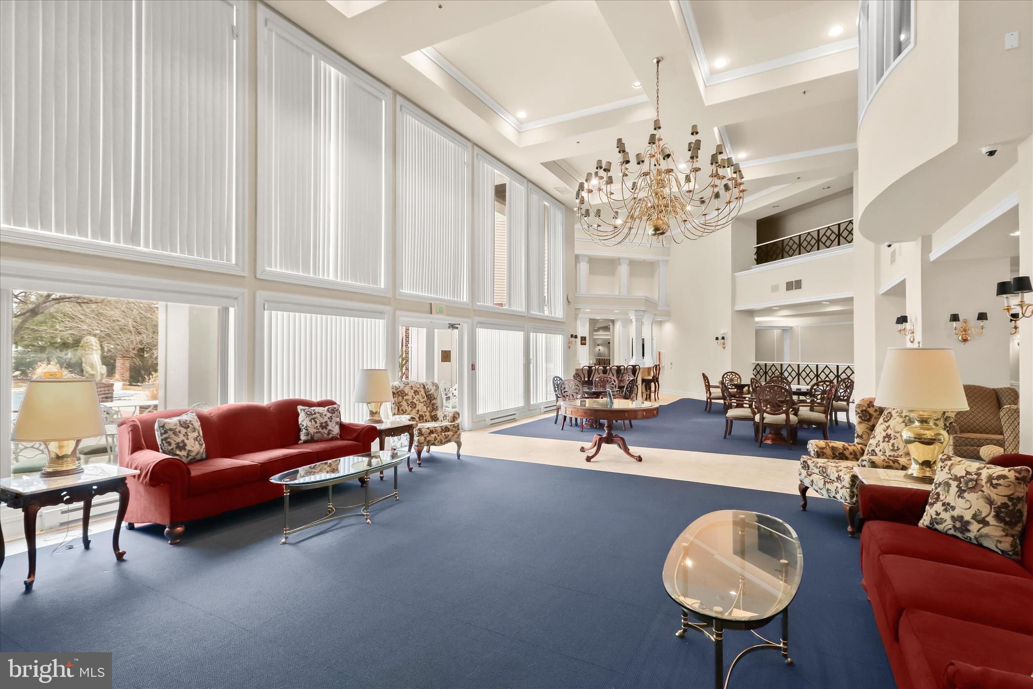 ENGLISH COUNTRY MANOR - Residential