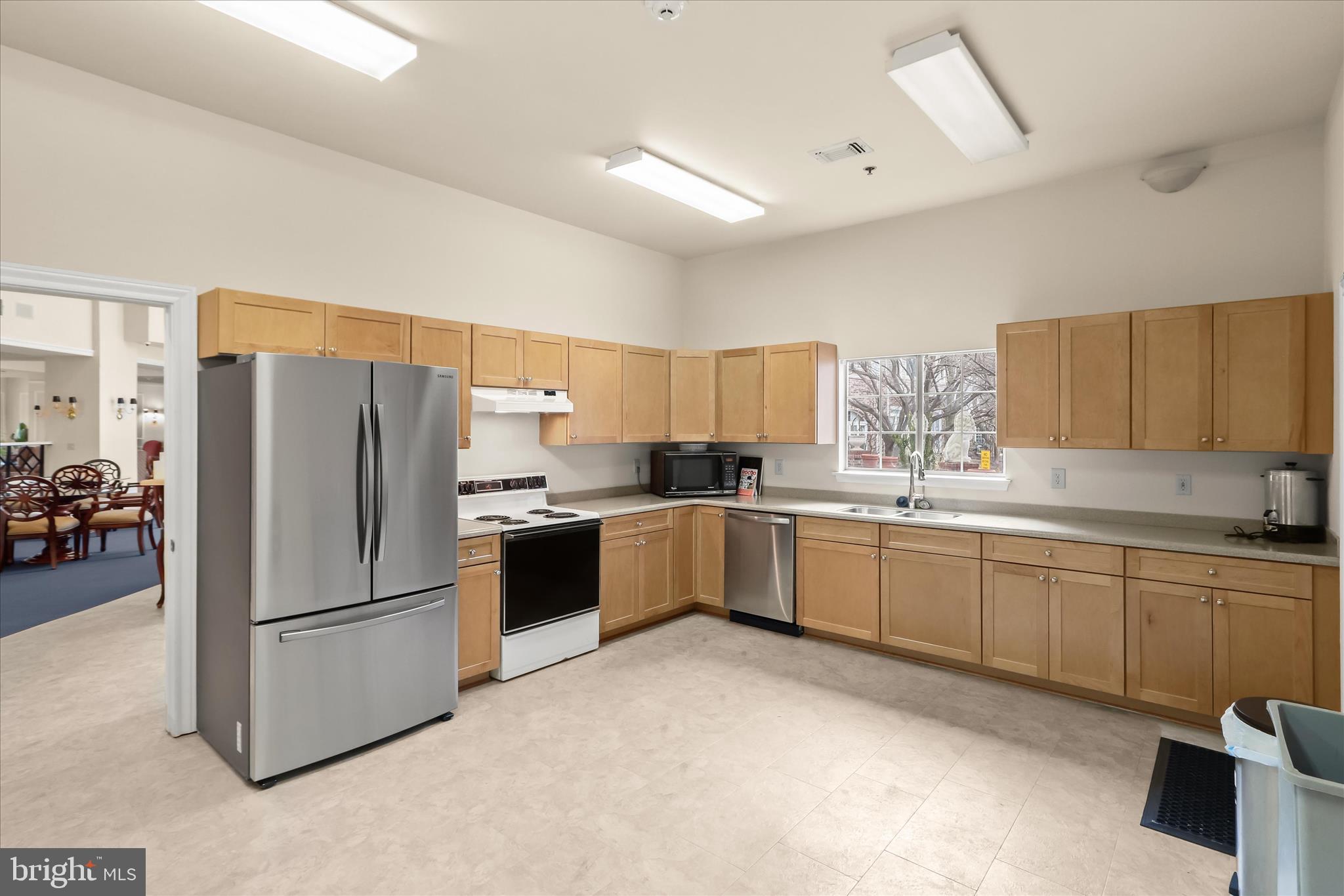 ENGLISH COUNTRY MANOR - Residential